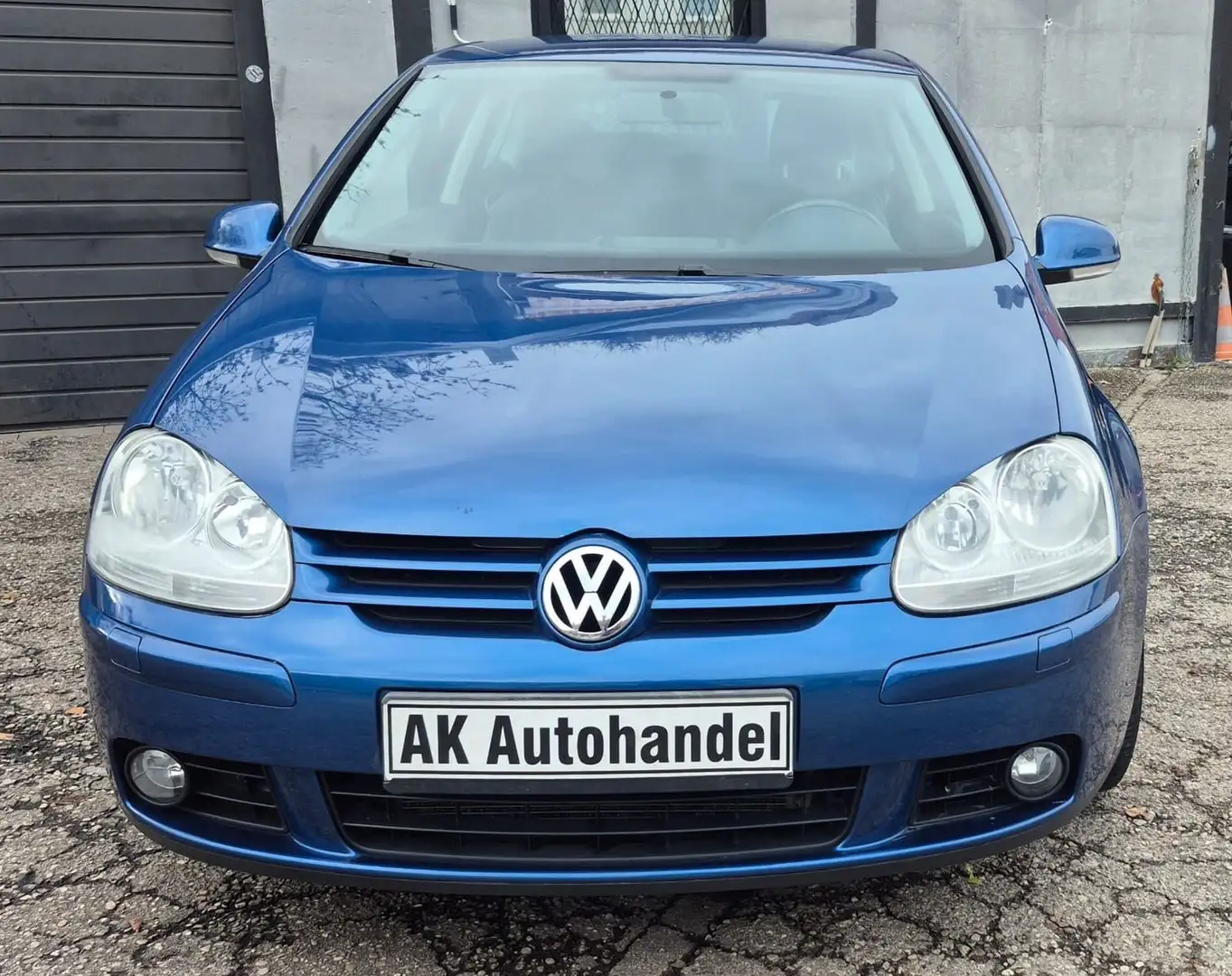 Volkswagen Golf V Lim. Tour Sitzheizung Klima TÜV Blauw - 2