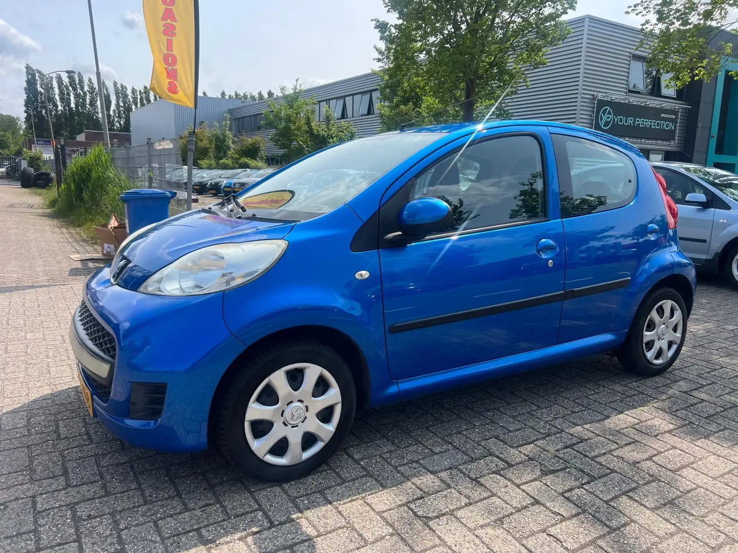 Peugeot 107 1.0-12V Sublime - AIRCO - 5 DEURS - NETJES - NAP ! Kék - 2