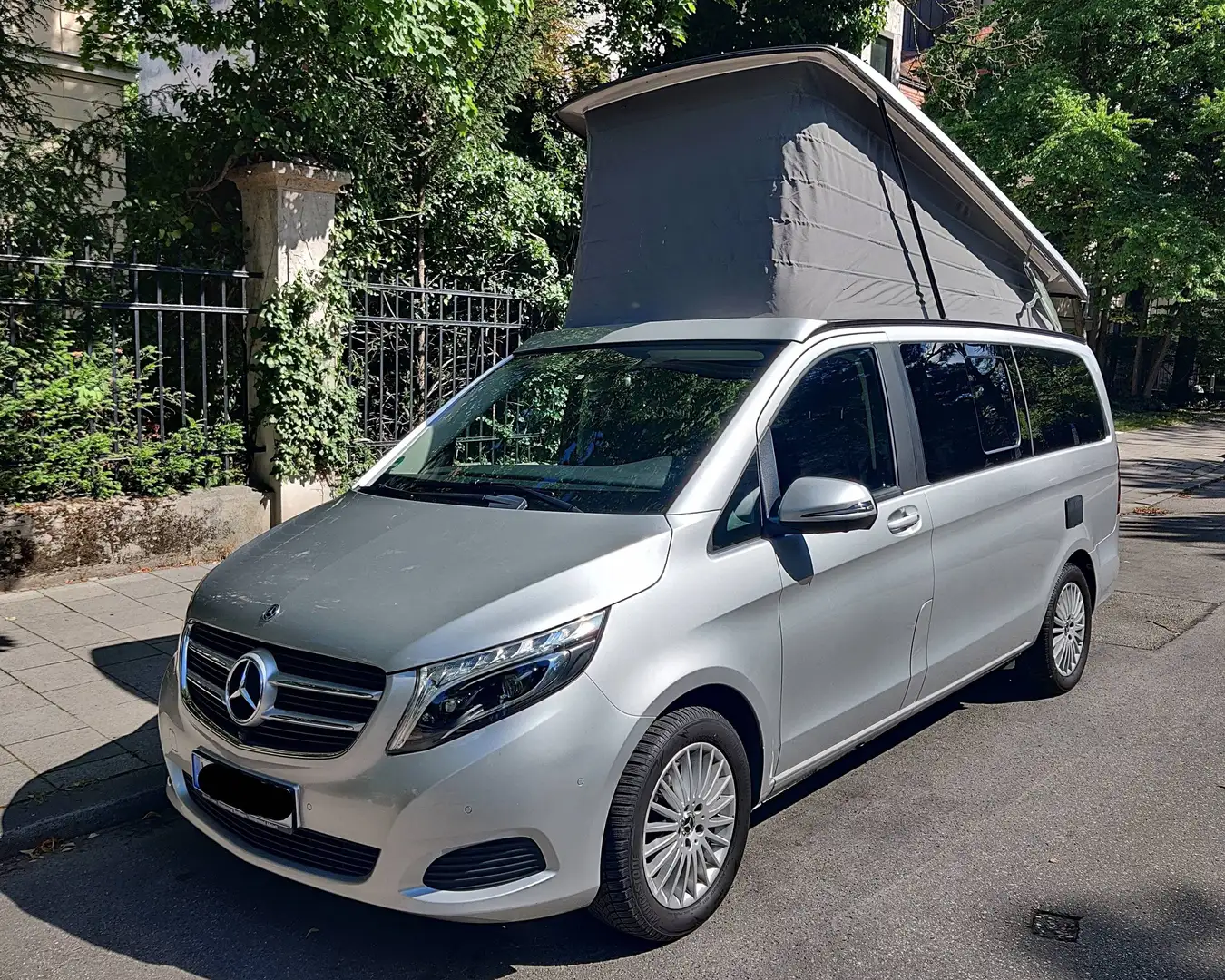 Mercedes-Benz Marco Polo V250d Edition Küche&Standhzg, 190PS, 8 Räder Argintiu - 1