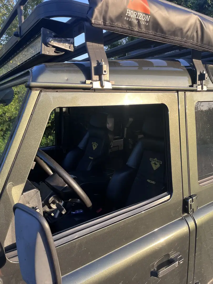 Land Rover Defender 110 Td5 Zelená - 2