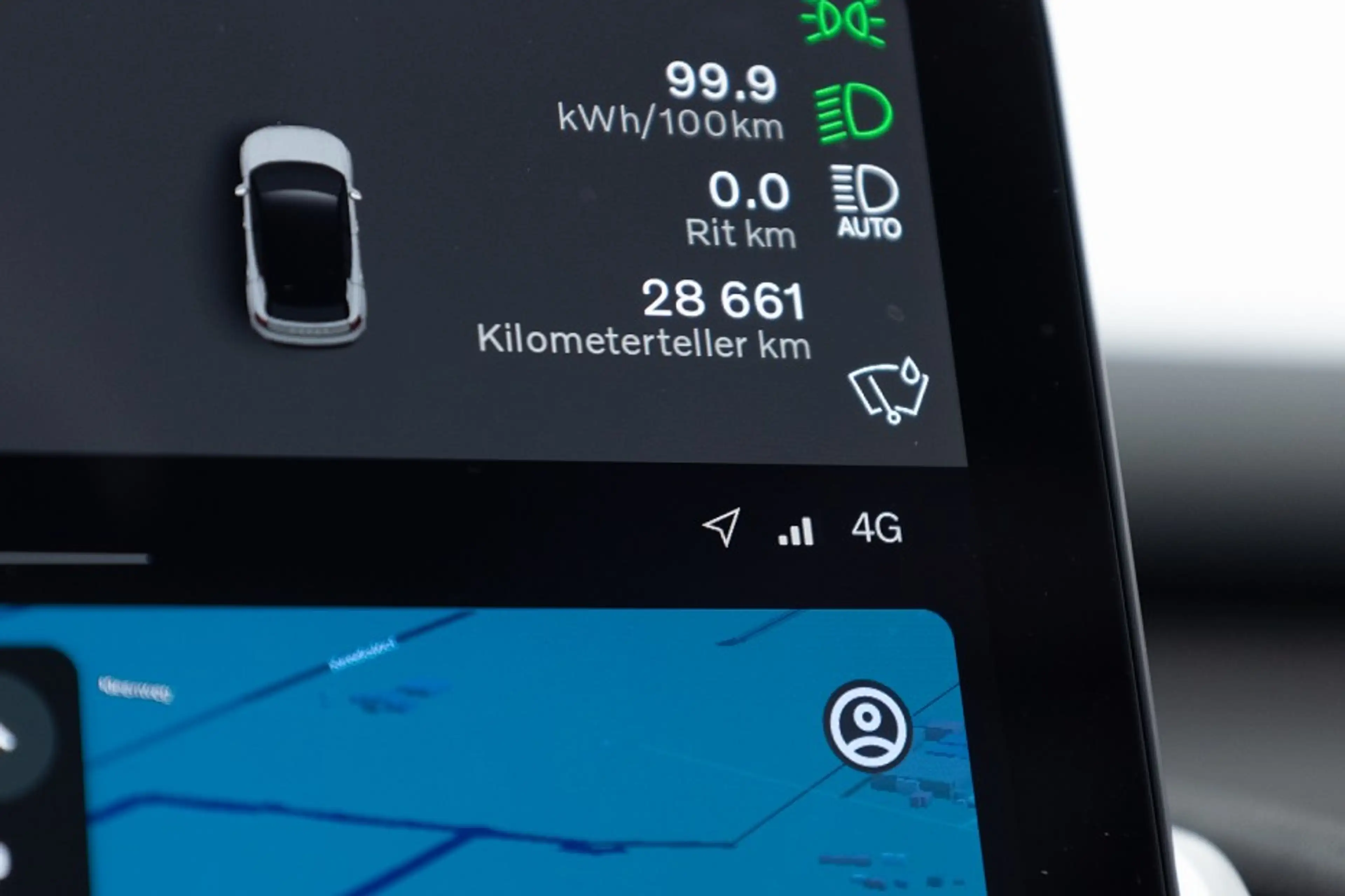Volvo EX30 Single Motor Extended Range 69 kWh Ultra | PANORAM — photo 16