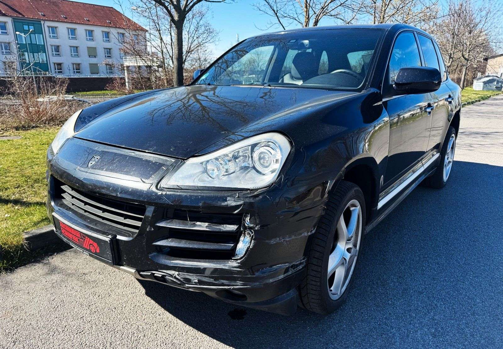 Second hand Porsche Cayenne 