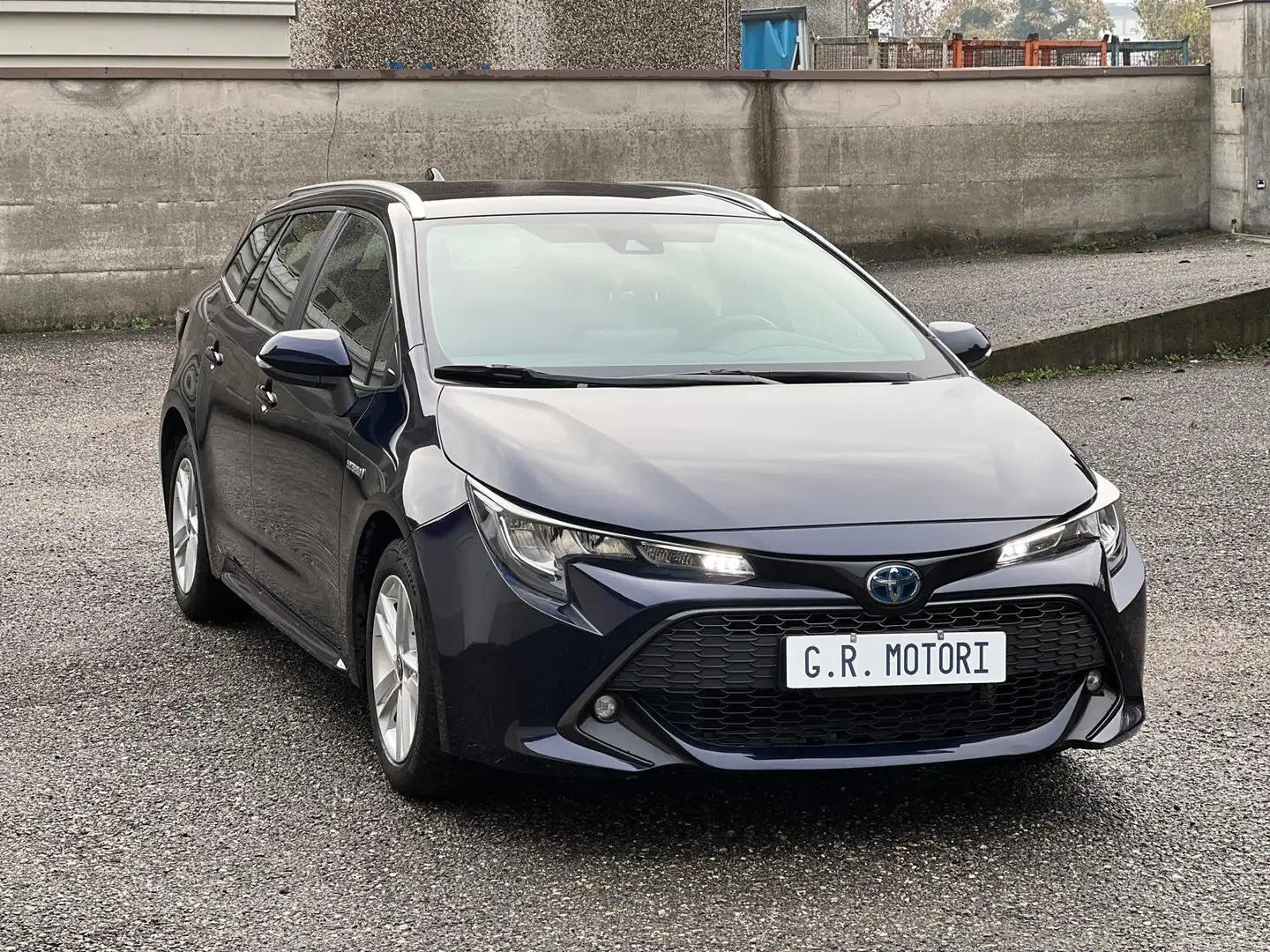 Toyota Corolla XII 2019  1.8h Business cvt Bleu - 1