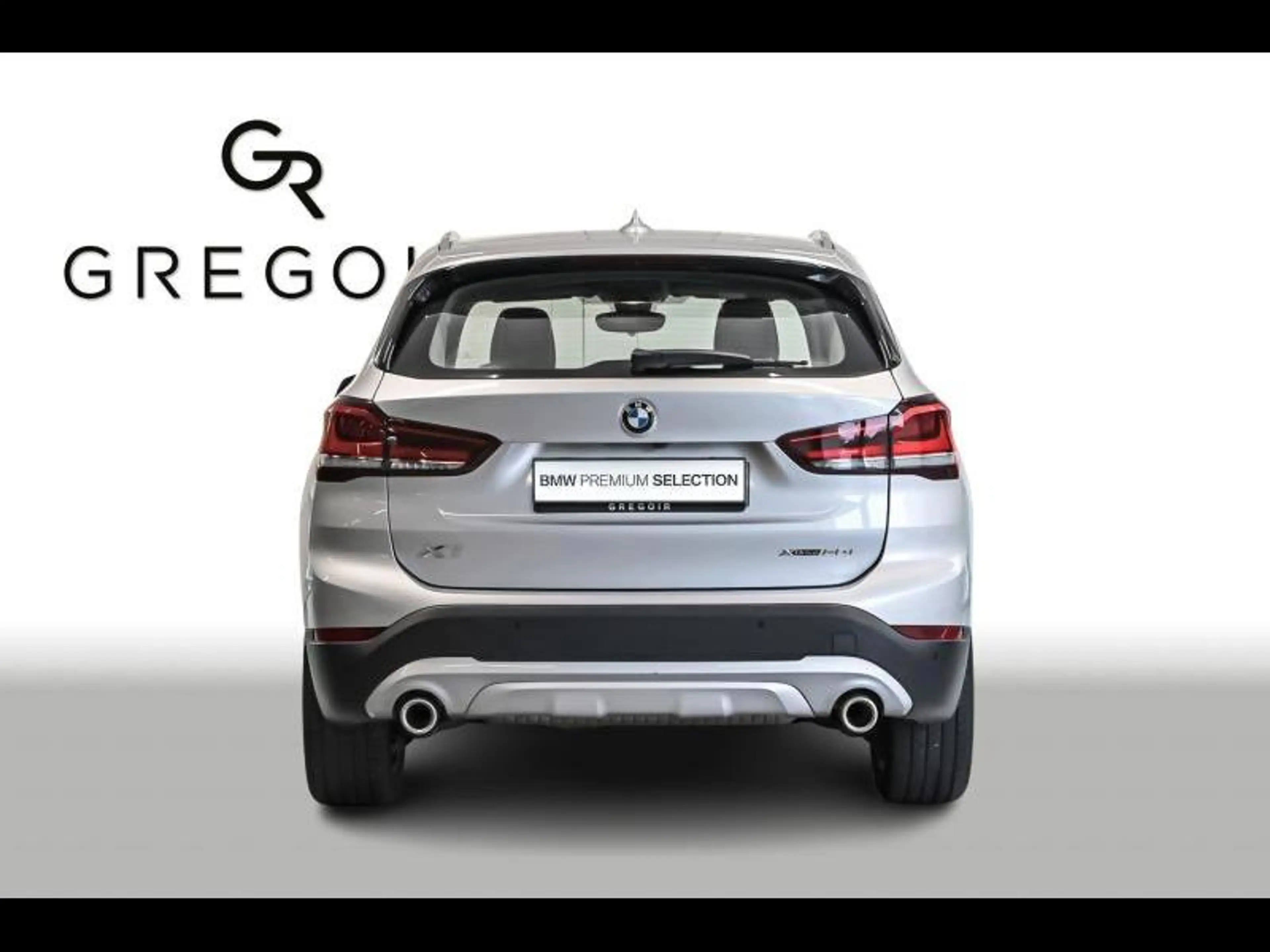 BMW X1 xDrive20i - X Line — photo 4