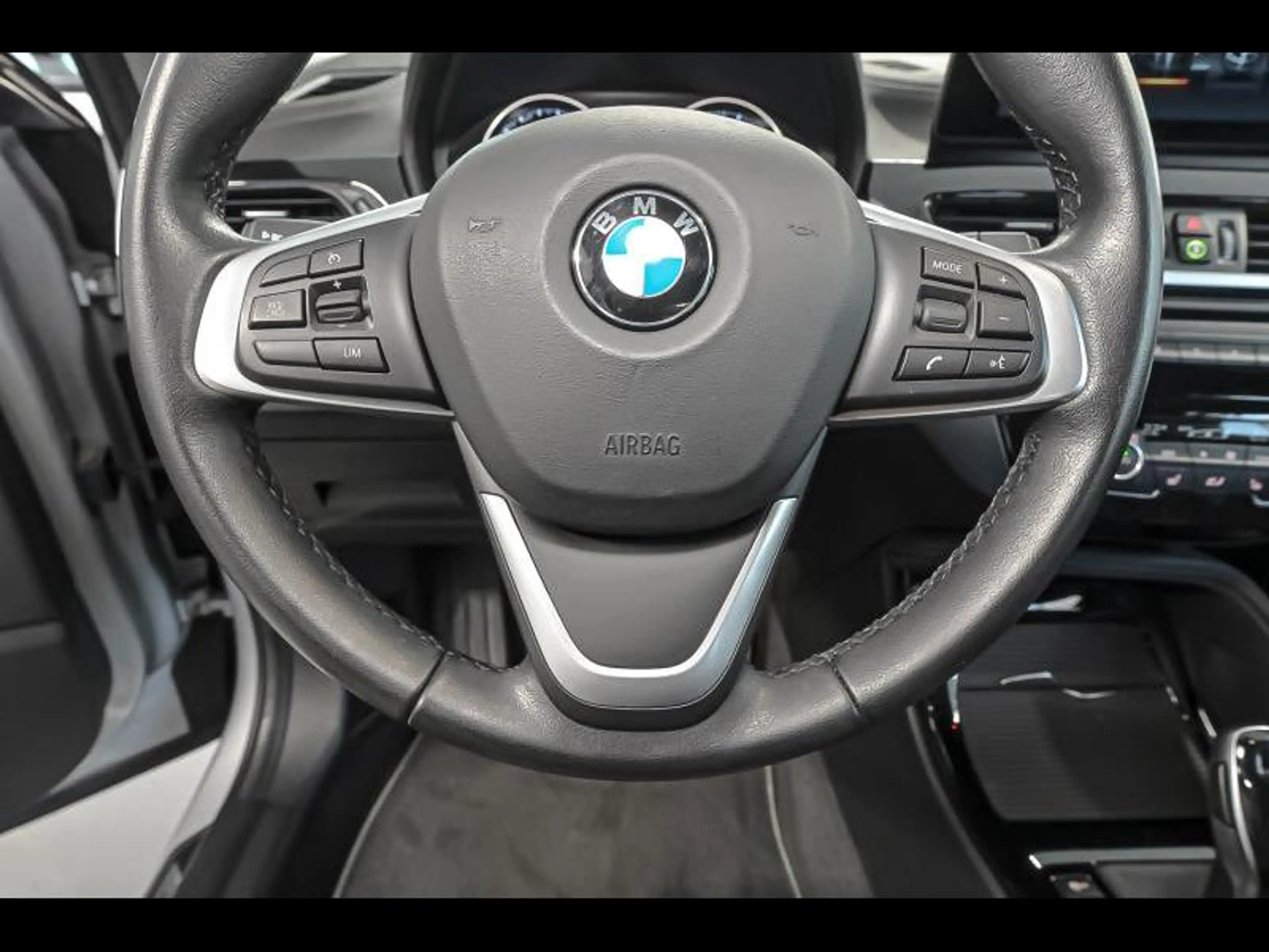 BMW X1 xDrive20i - X Line — photo 9