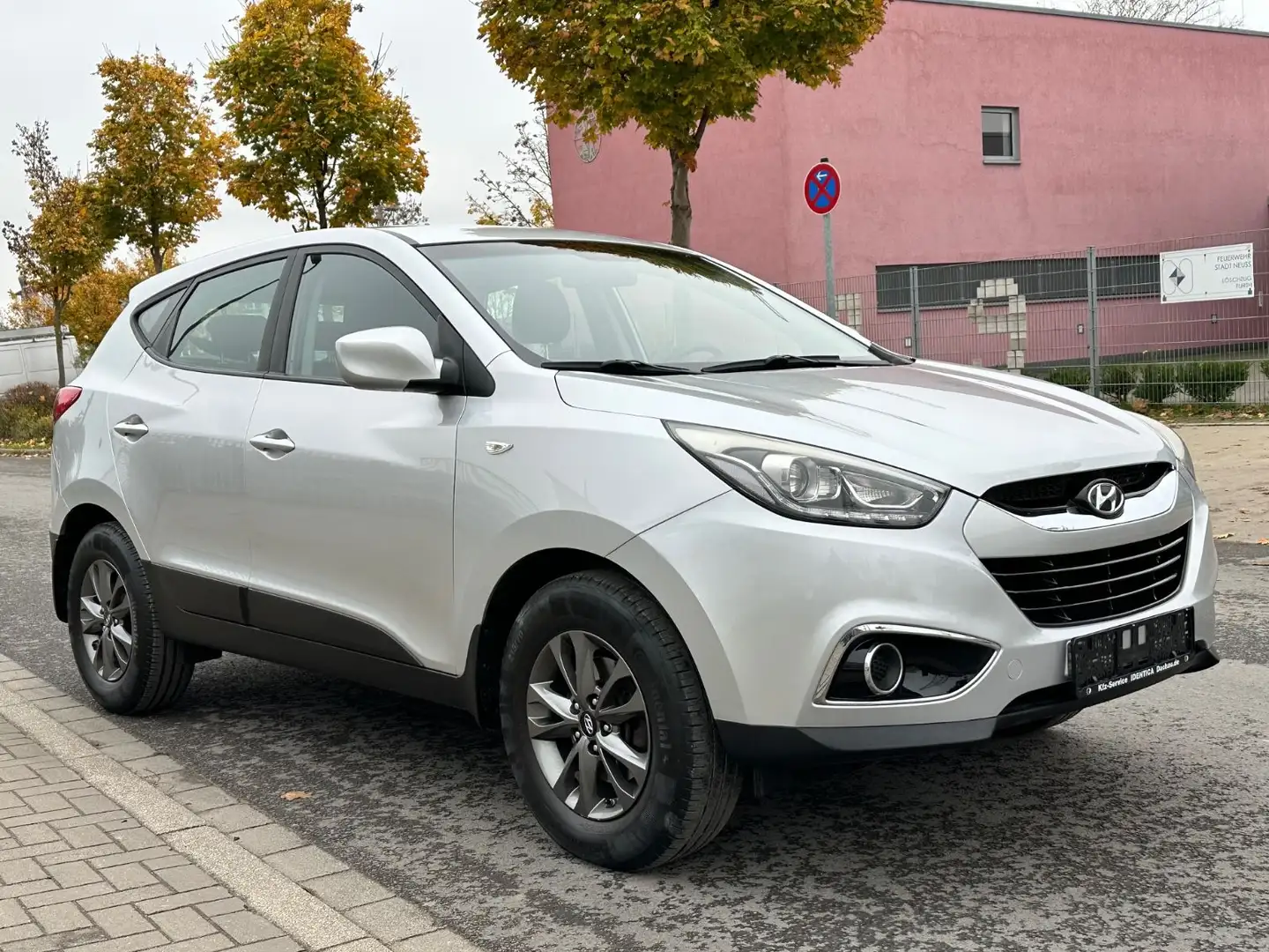 Hyundai iX35 1.6 GDI  Comfort 2WD LED 1.Hand Silber - 2