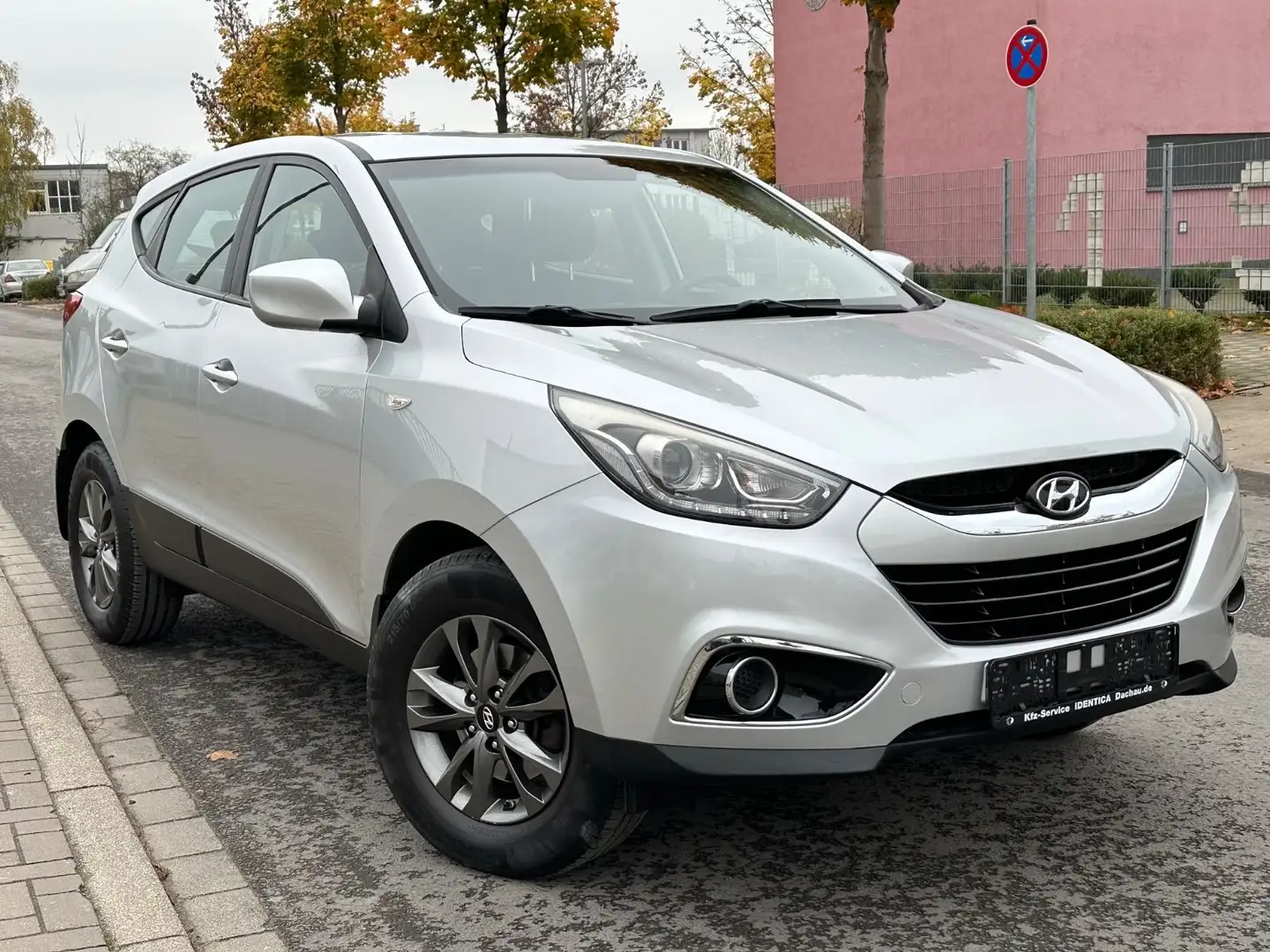 Hyundai iX35 1.6 GDI  Comfort 2WD LED 1.Hand Silber - 1