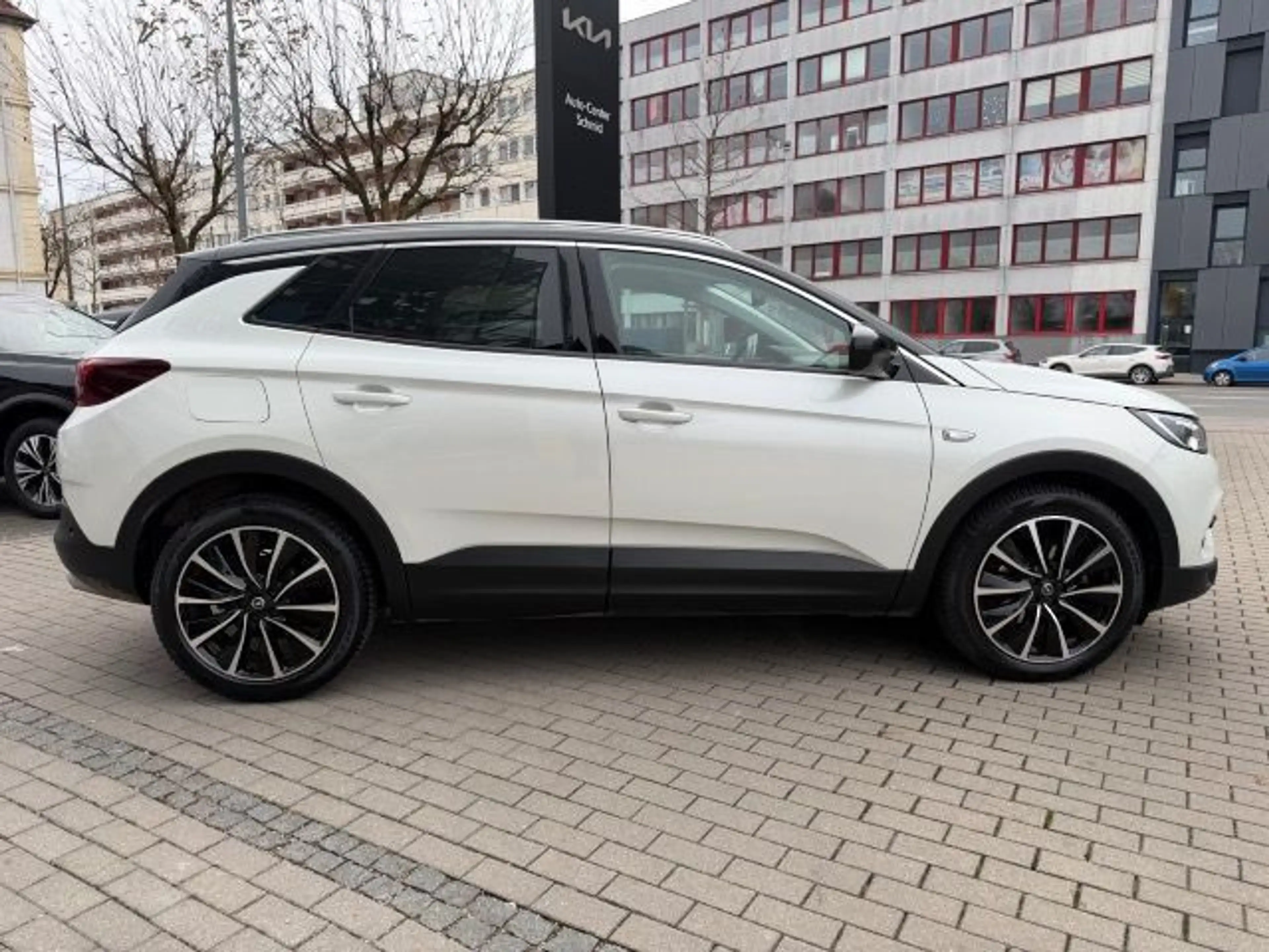 Opel Grandland X GRANDLAND X 1.2 ULTIMATE AUTOMATIK LEDER LED — photo 5