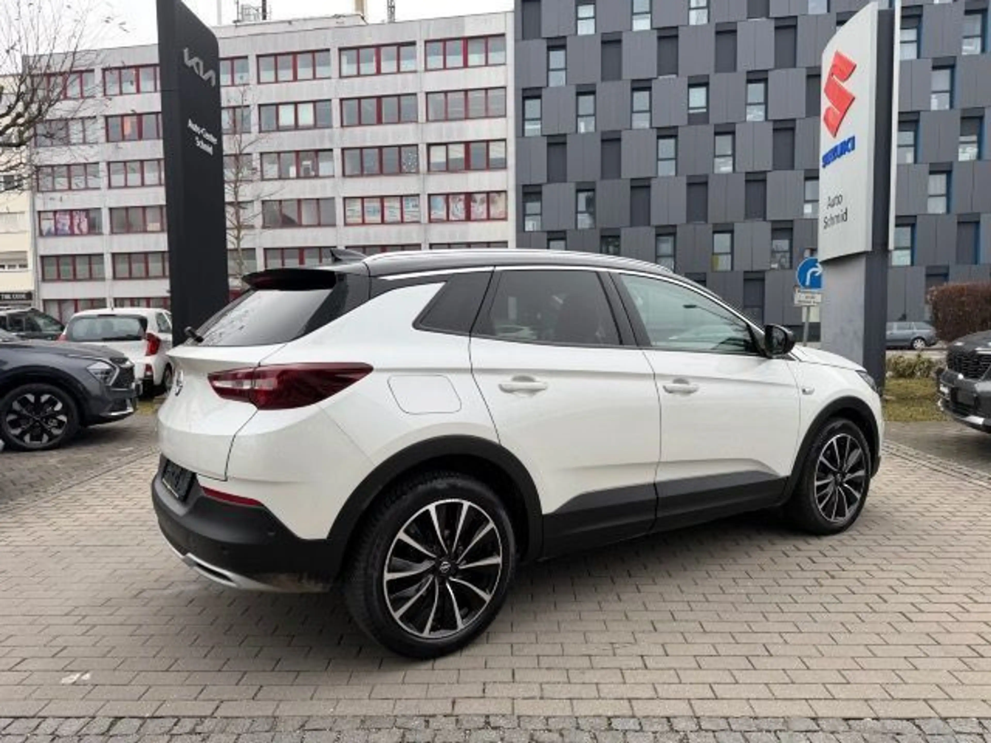 Opel Grandland X GRANDLAND X 1.2 ULTIMATE AUTOMATIK LEDER LED — photo 6
