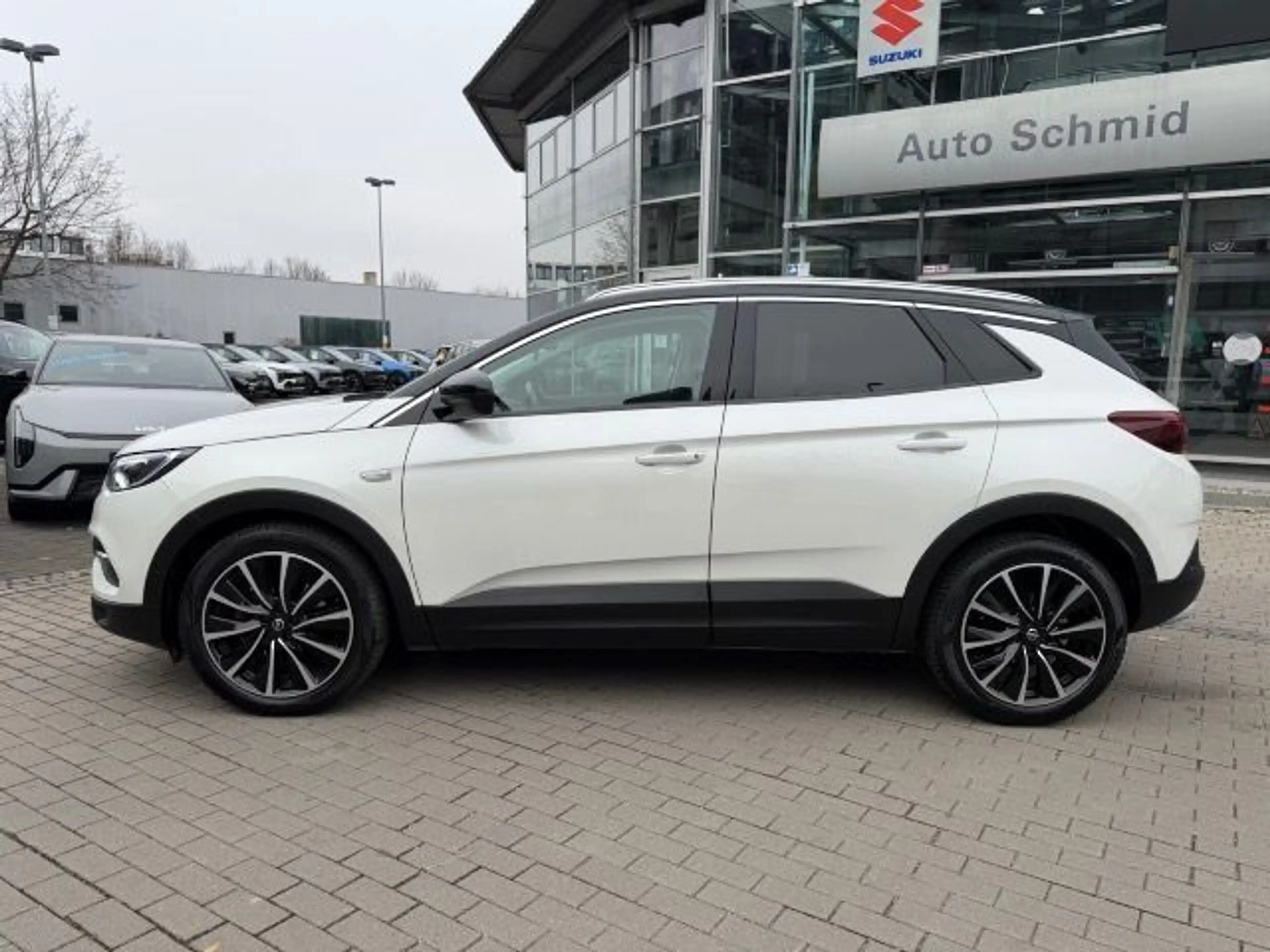 Opel Grandland X GRANDLAND X 1.2 ULTIMATE AUTOMATIK LEDER LED — photo 10
