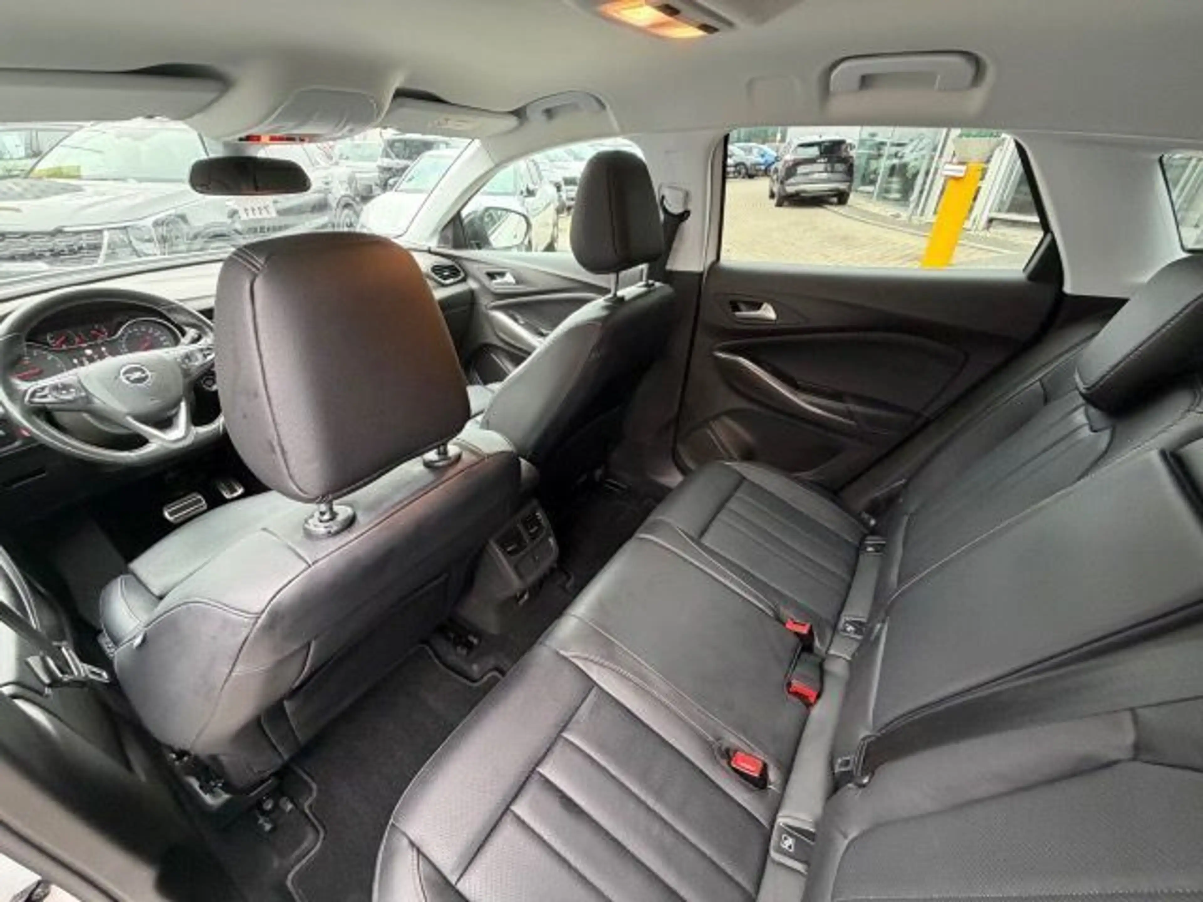 Opel Grandland X GRANDLAND X 1.2 ULTIMATE AUTOMATIK LEDER LED — photo 25
