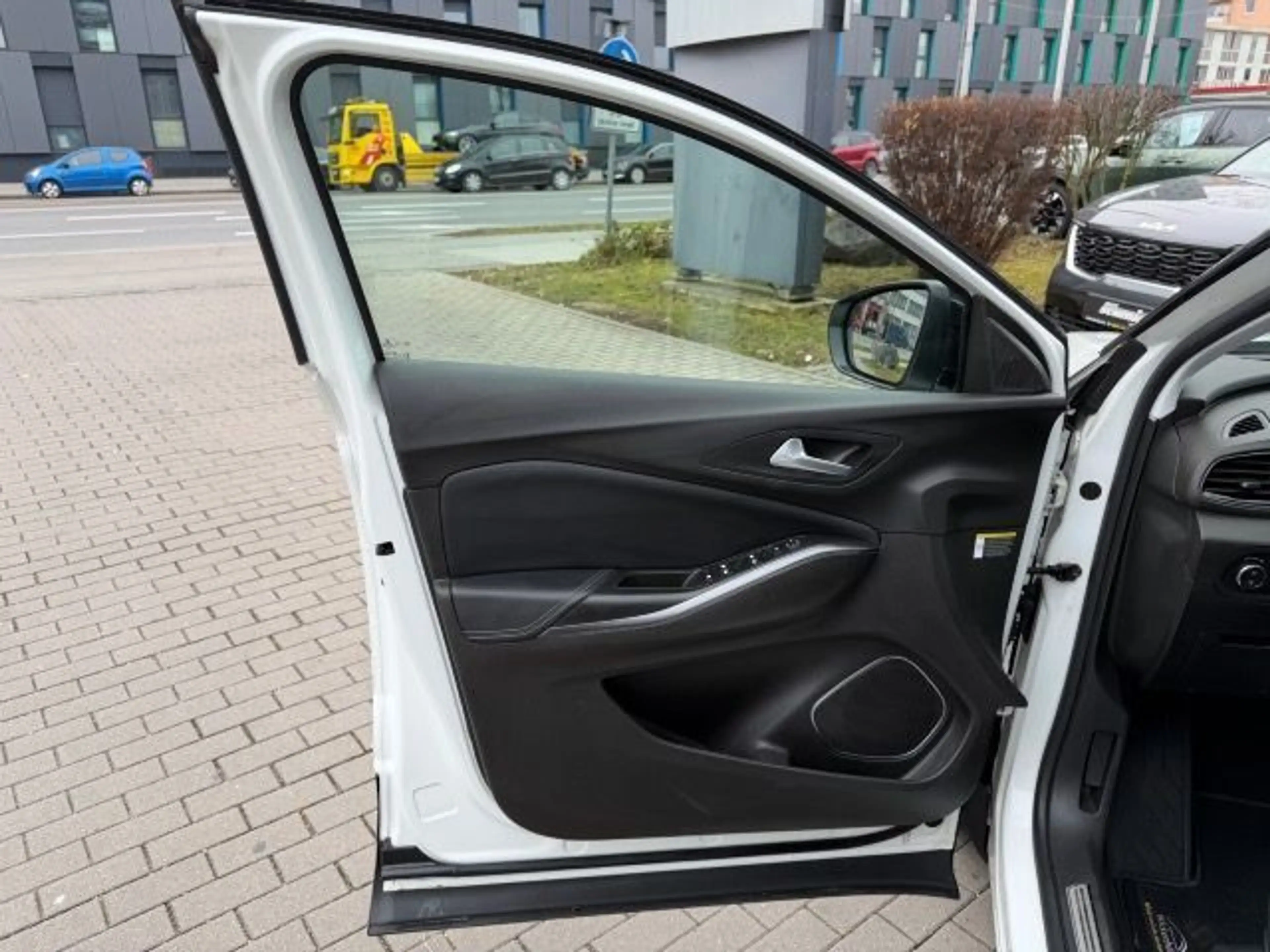 Opel Grandland X GRANDLAND X 1.2 ULTIMATE AUTOMATIK LEDER LED — photo 13