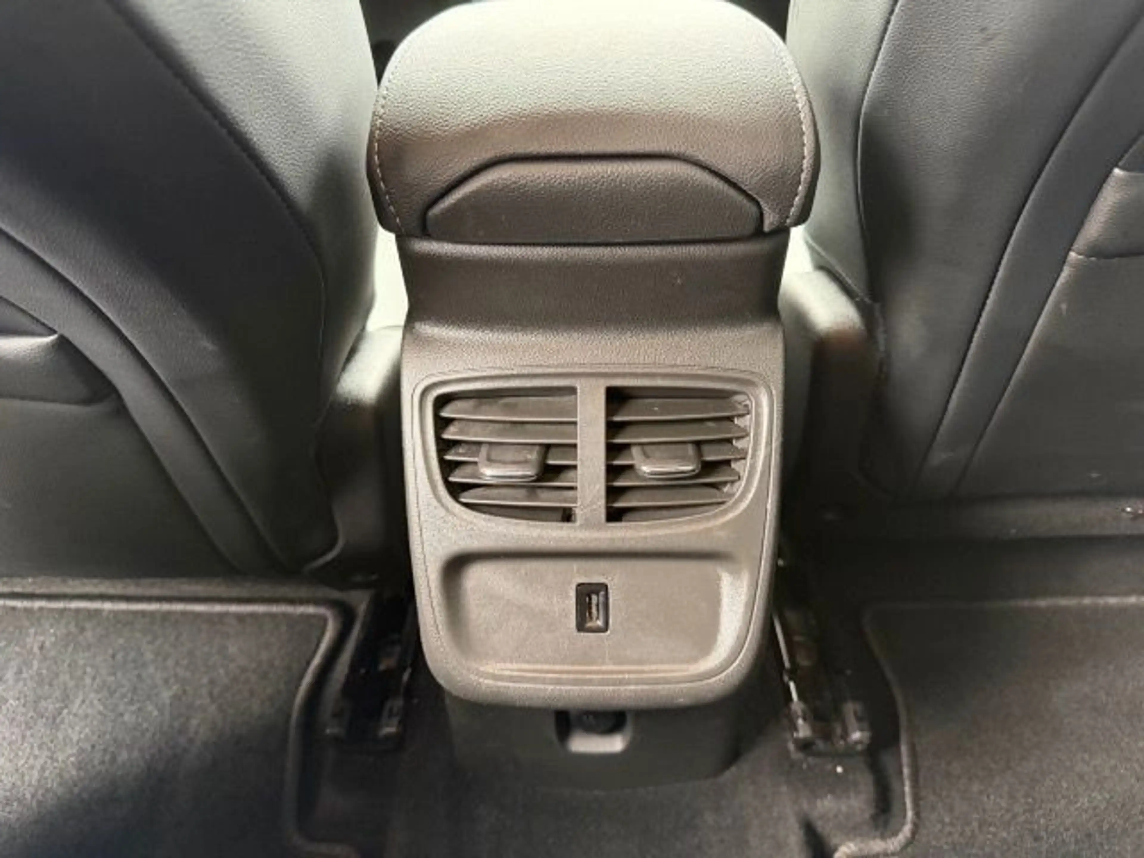 Opel Grandland X GRANDLAND X 1.2 ULTIMATE AUTOMATIK LEDER LED — photo 26
