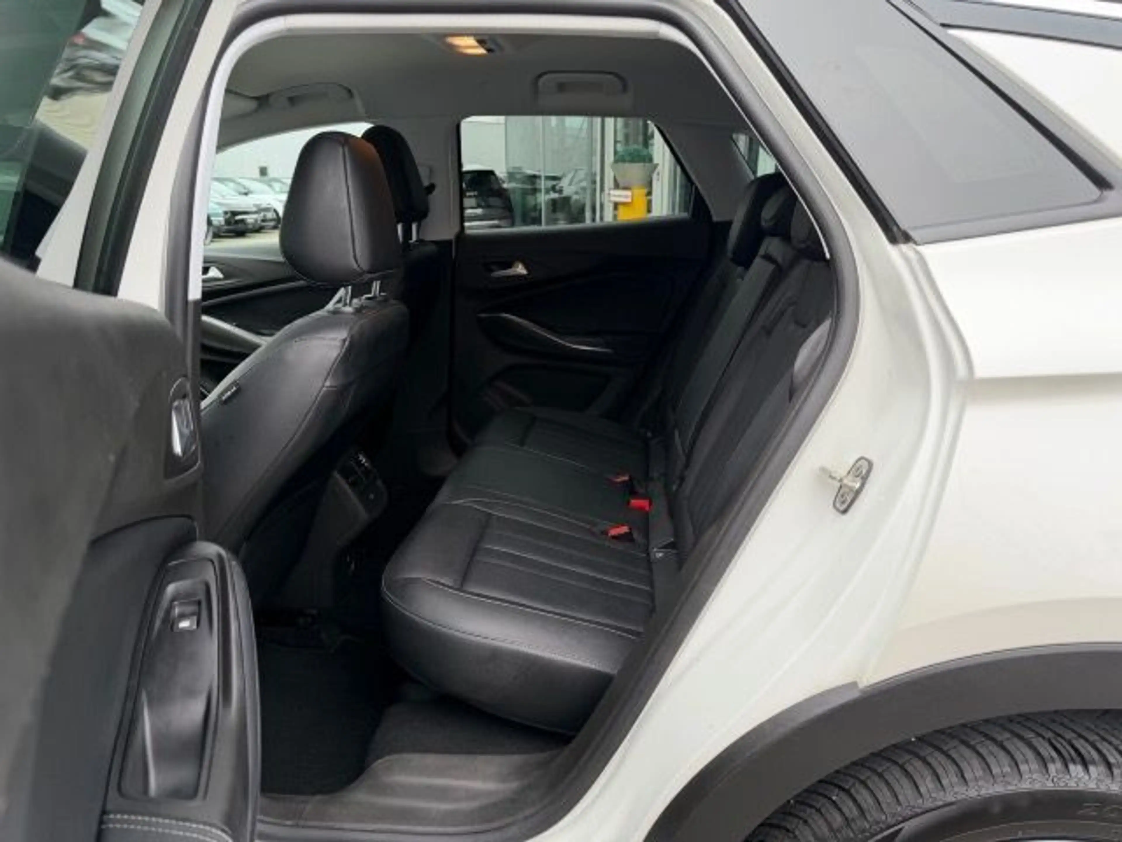 Opel Grandland X GRANDLAND X 1.2 ULTIMATE AUTOMATIK LEDER LED — photo 24