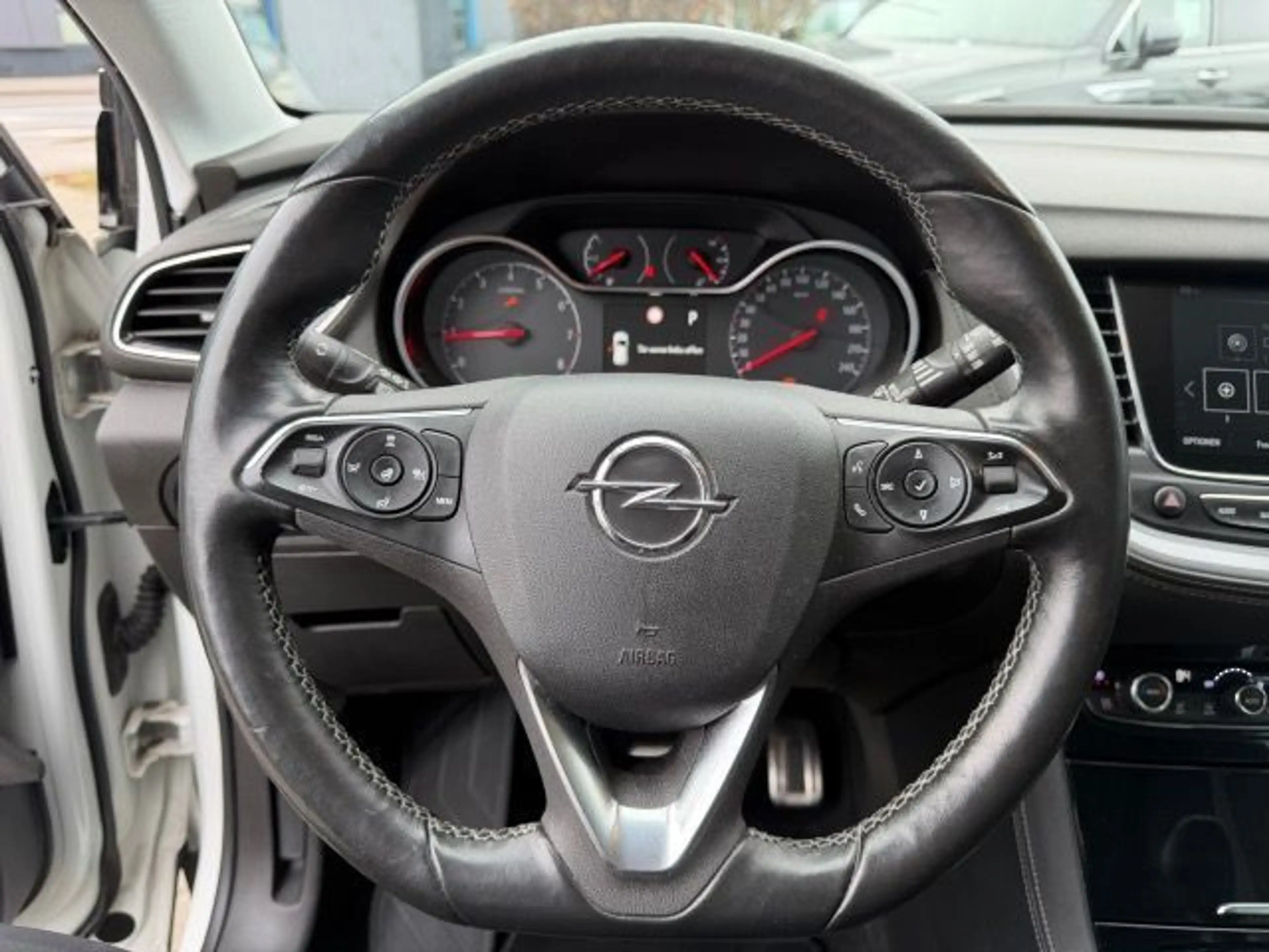 Opel Grandland X GRANDLAND X 1.2 ULTIMATE AUTOMATIK LEDER LED — photo 17