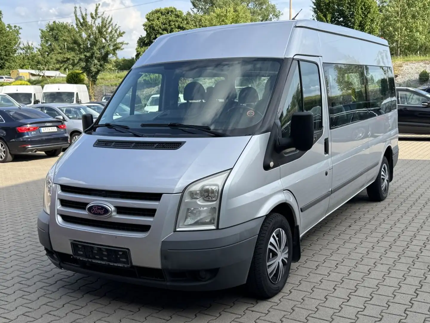 Ford Transit 300 L TDCi Trend.Klima Standheizung 9 Sitze Gepfle - 1