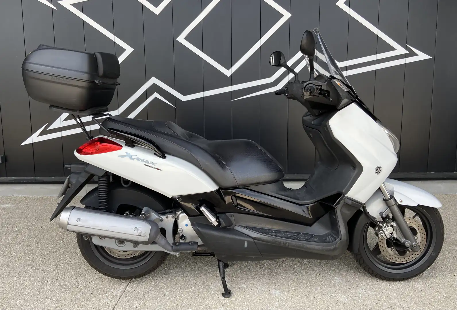 Yamaha X-Max 125 Blanc - 1
