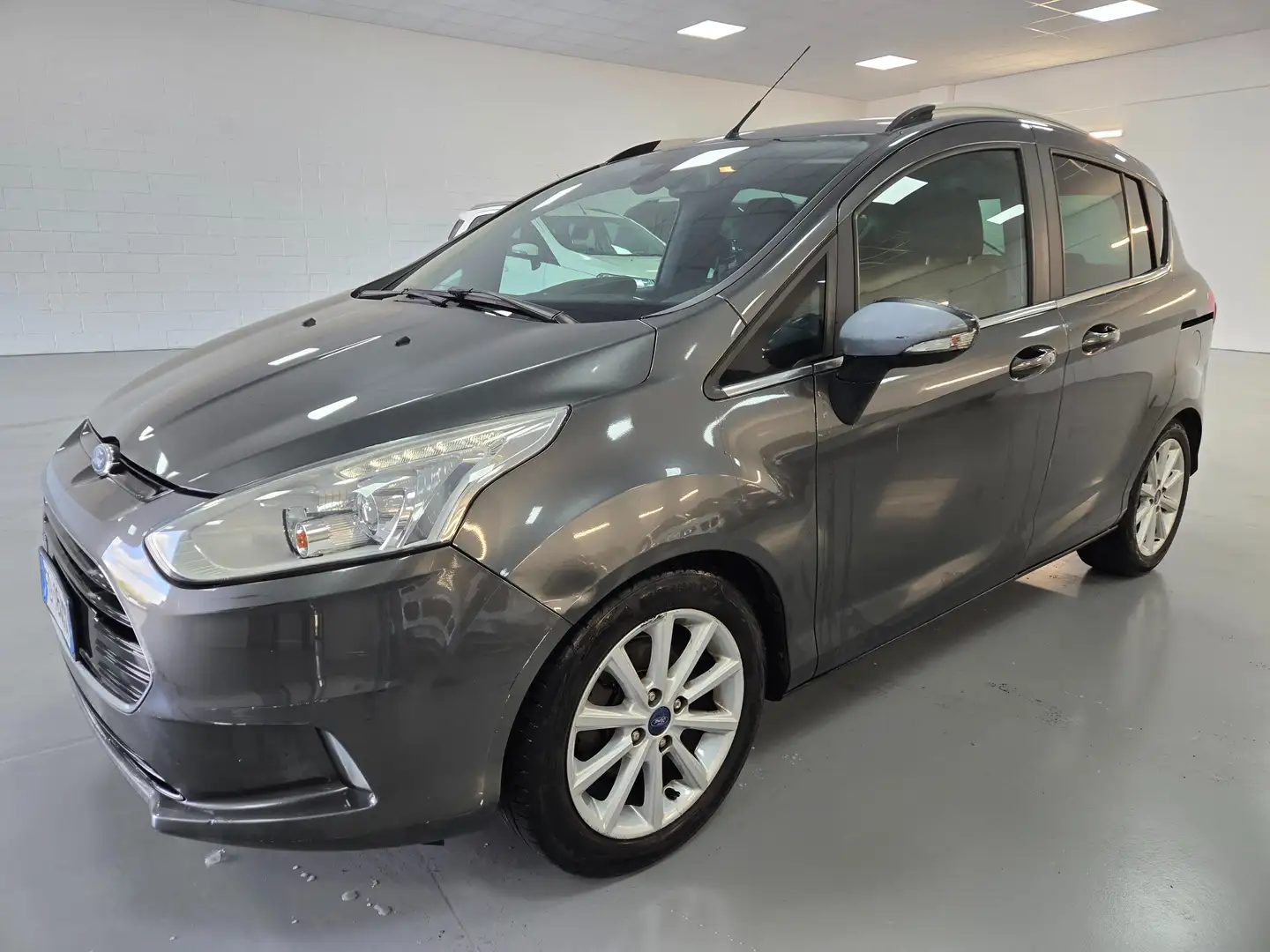 Ford B-Max B-Max 1.4 Titanium Gpl 87cv E6 Szürke - 1