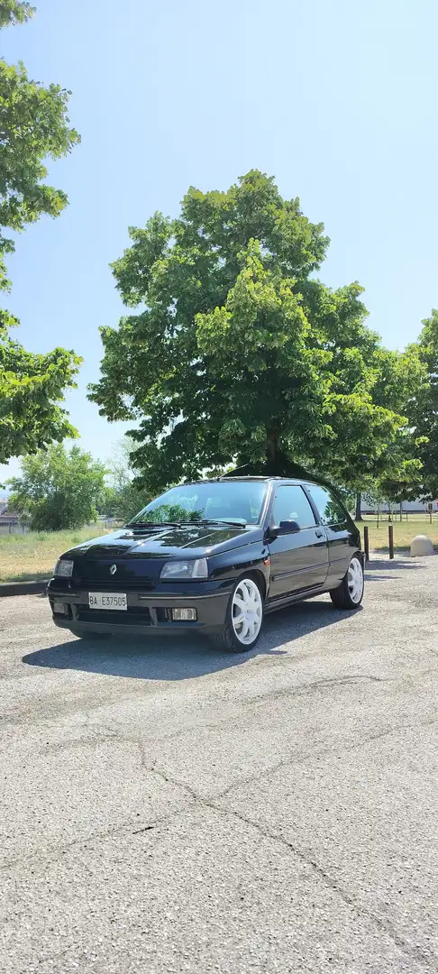 Renault Clio 1.8 16v - 1