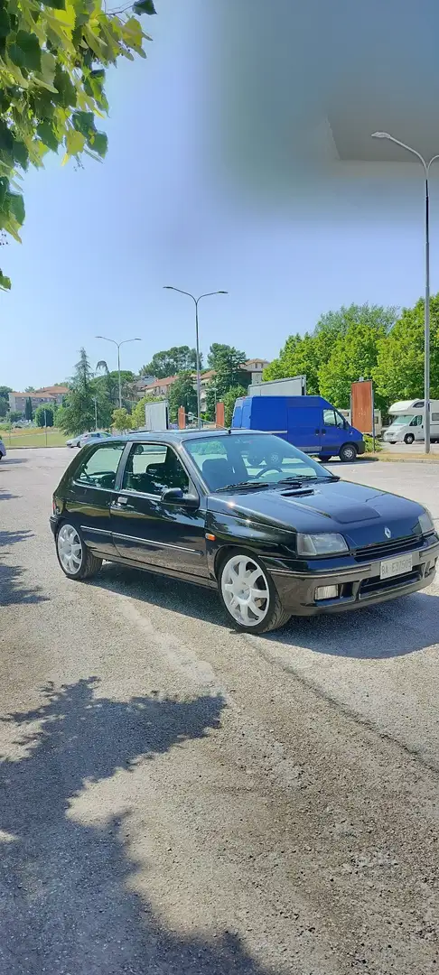 Renault Clio 1.8 16v - 2