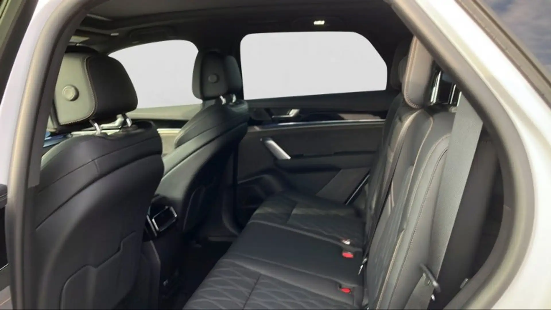 BYD Tang NEW TANG Flagship 4WD Weiß - 2