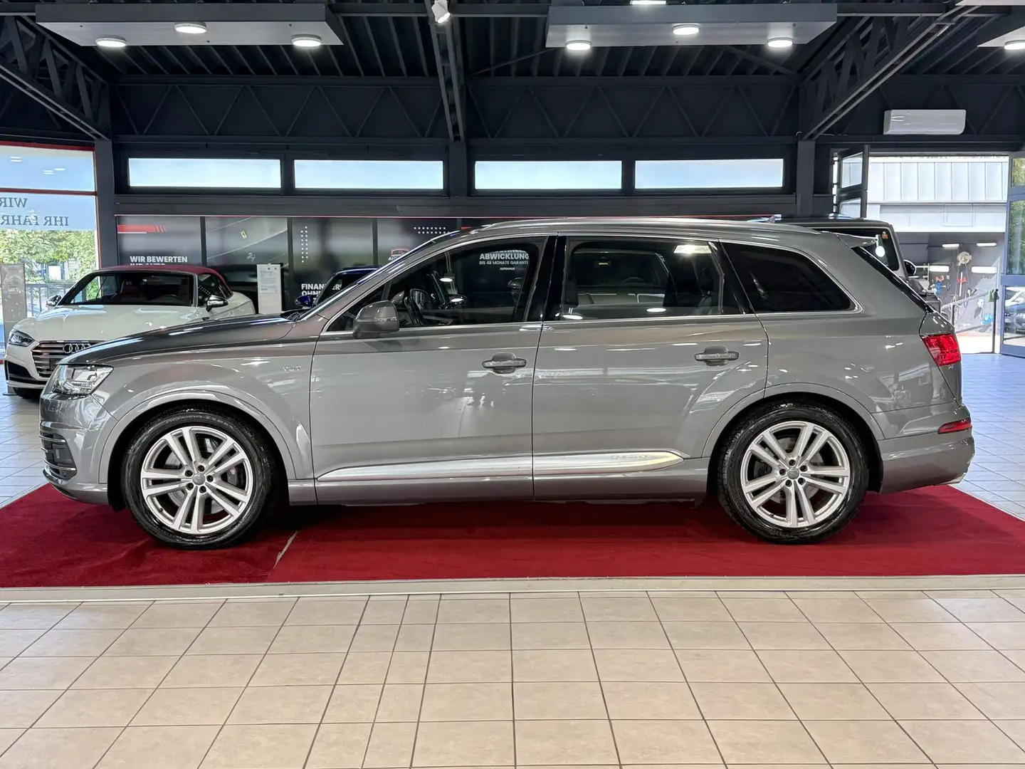Audi SQ7 4.0 TDI quattro +AHK+FAHRASS.+RÜCKFAHRK.+UVM Grau - 2