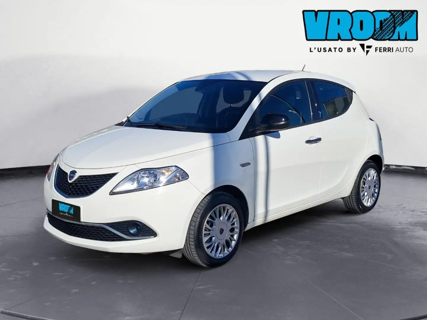 Lancia Ypsilon 1.2 69 CV 5 porte Silver Bianco - 1