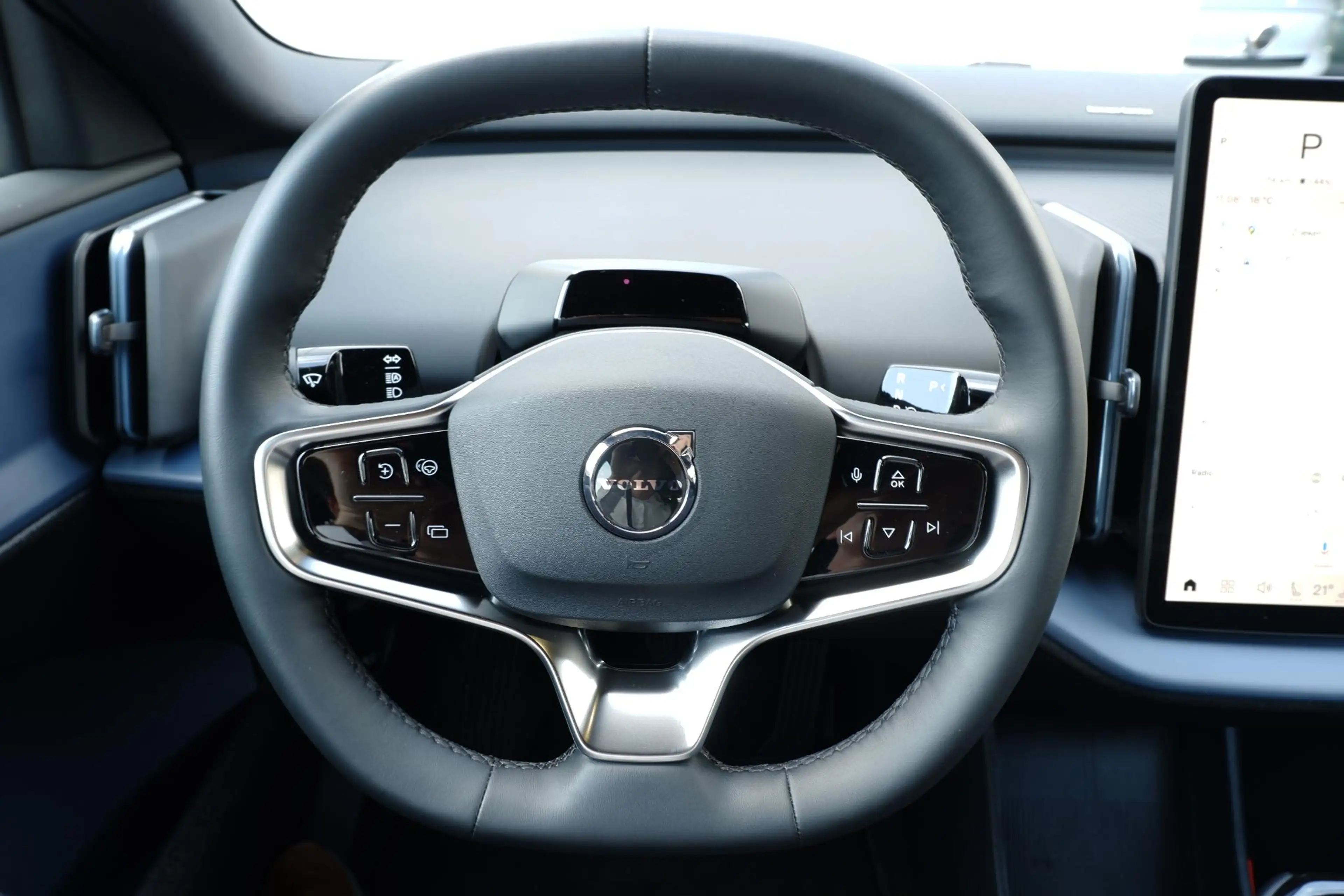 Volvo EX30 Single Motor Extended Range Plus 69 kWh | Verwarmb — photo 12