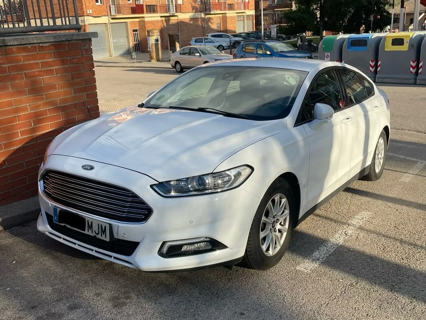 Ford Mondeo Mondeo 1.5TDCI Trend 120 Trend Білий - 1