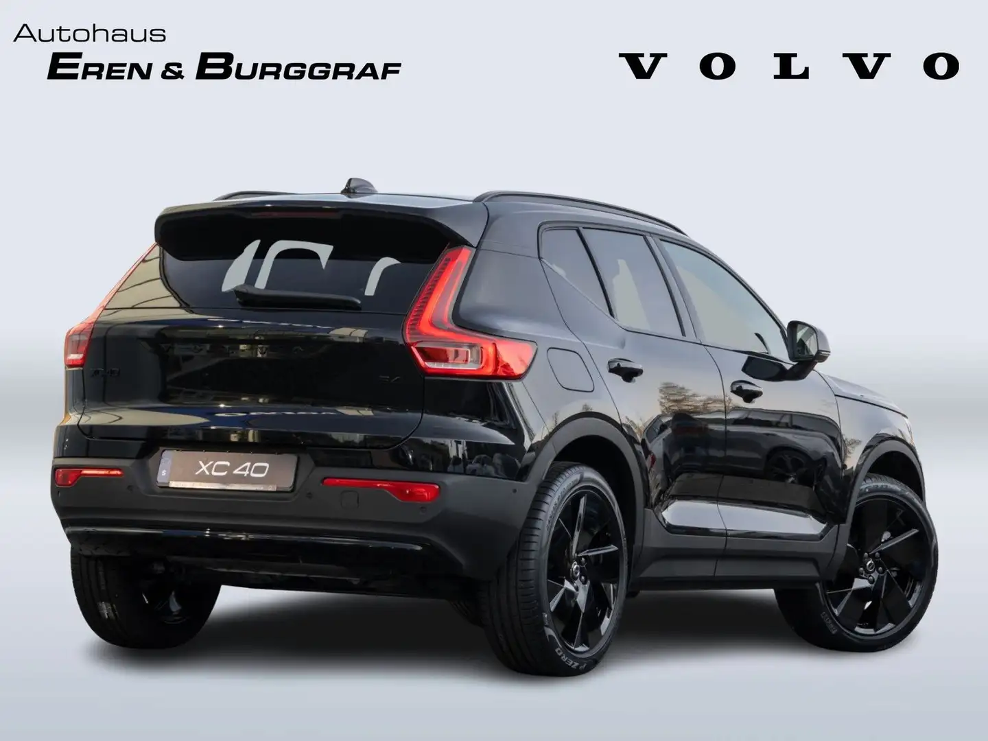 Volvo XC40 Plus Black Edition Zwart - 2