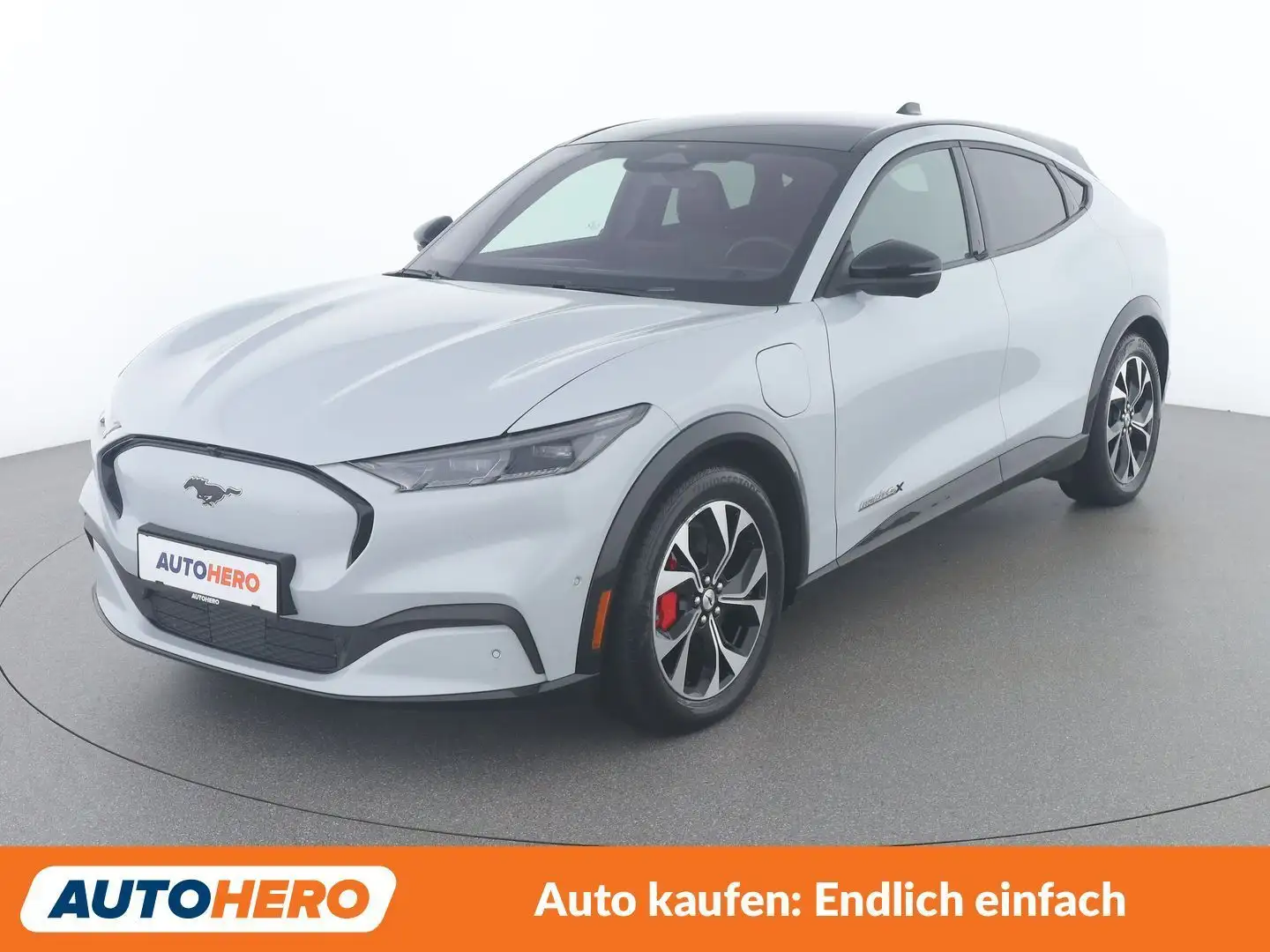 Ford Mustang Mach-E electric drive 258 kW AWD Weiß - 1