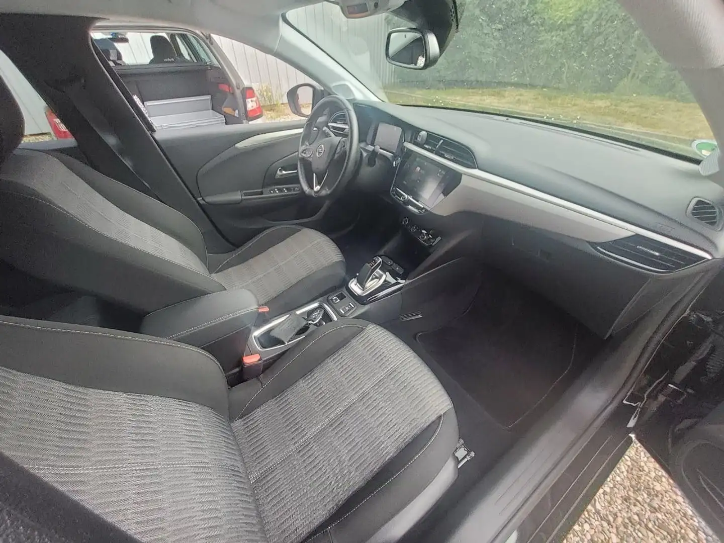 Opel Corsa -e F Edition +PDC+KAMERA+ALU+CARPLAY+Klima+ Schwarz - 2