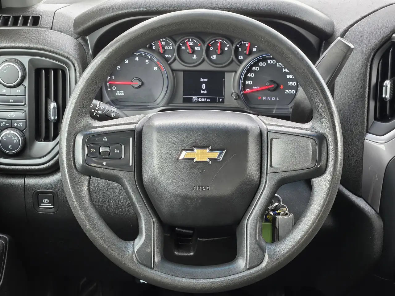 Chevrolet Silverado 2500 снимка Chevrolet Silverado 2500