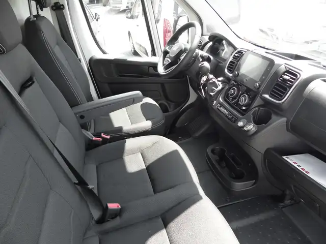 Fiat Ducato view 3