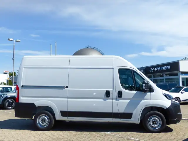 Fiat Ducato view 13