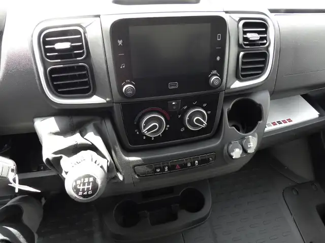 Fiat Ducato view 5