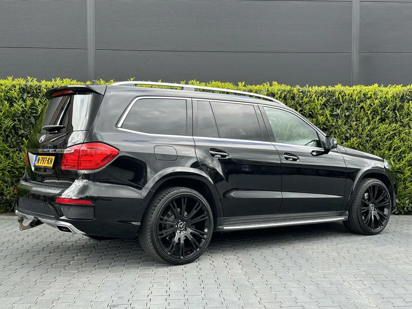 Mercedes-Benz GL 400 334 PK AUTOMAAT AMG STYLING, PANO Negro - 2