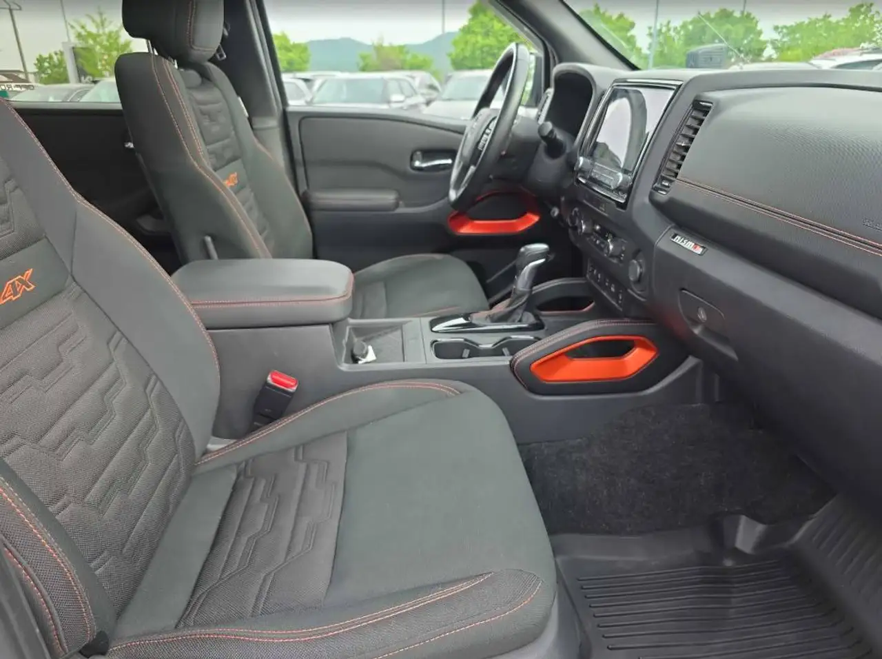 Nissan Frontier снимка Nissan Frontier