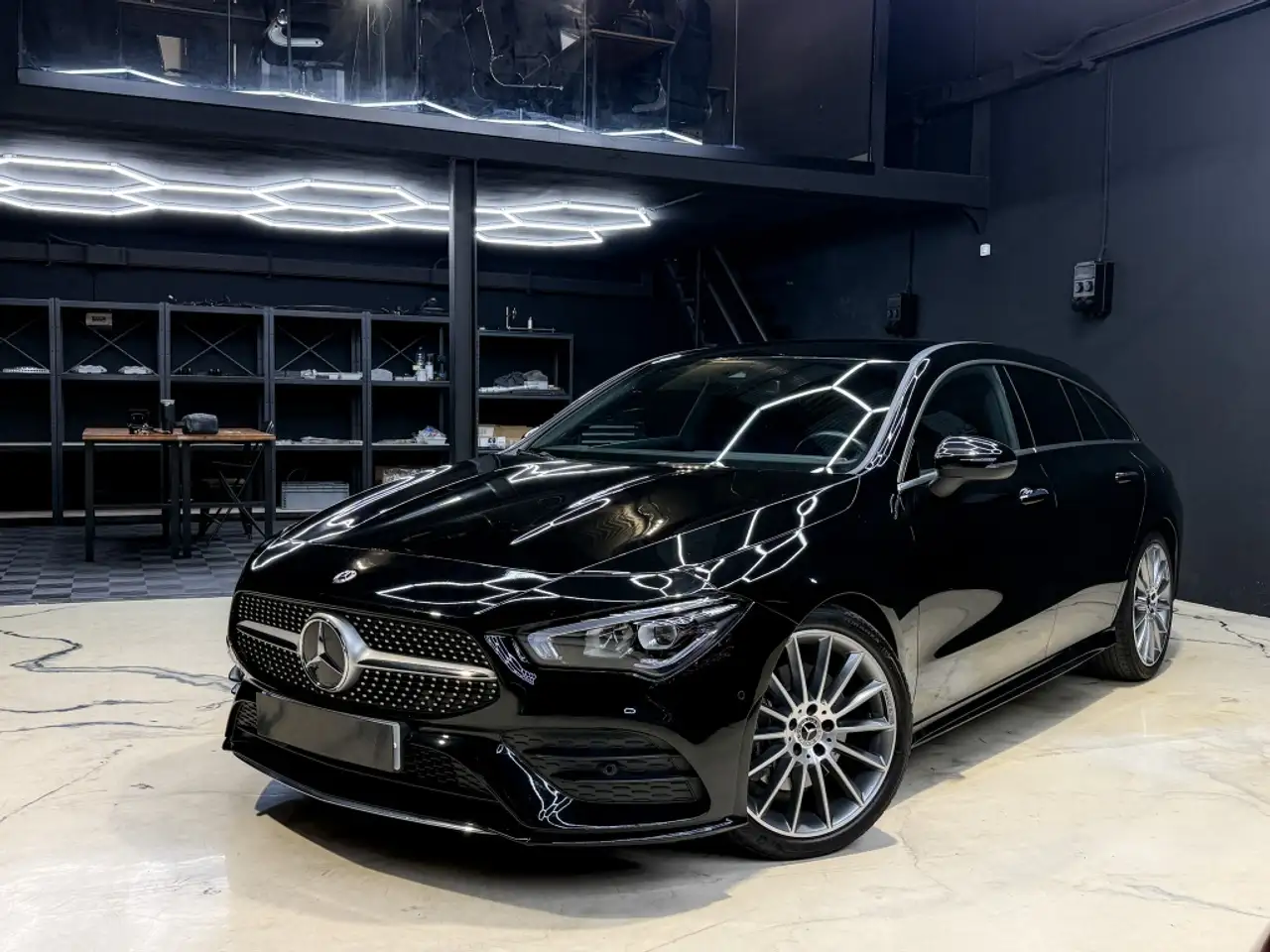 Mercedes-Benz CLA 220