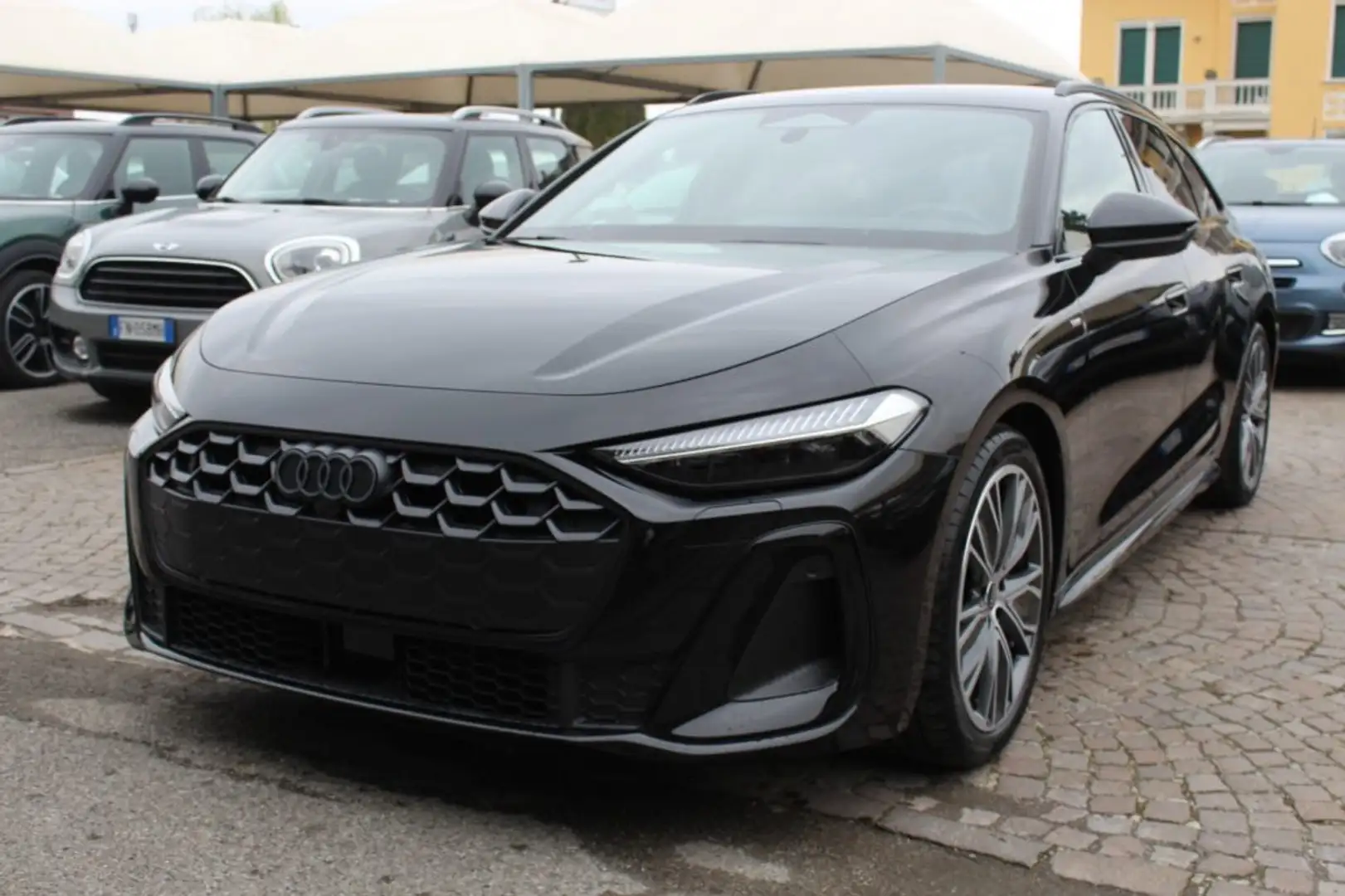 Audi A5 Avant TDI 204CV S tronic S Line edition Noir - 1