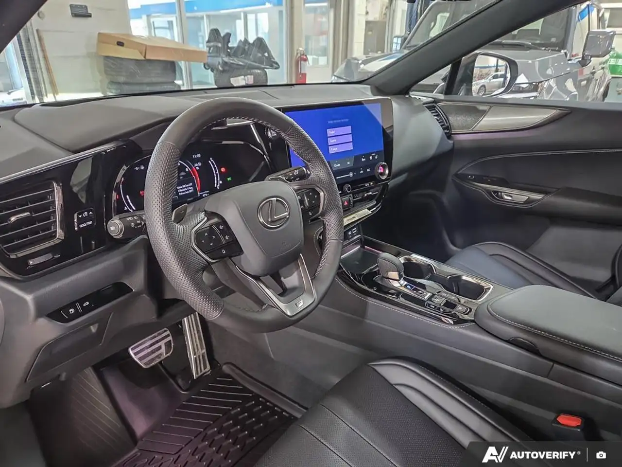 Lexus NX снимка Lexus NX