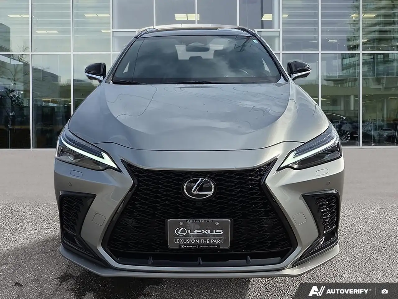 Lexus NX снимка Lexus NX