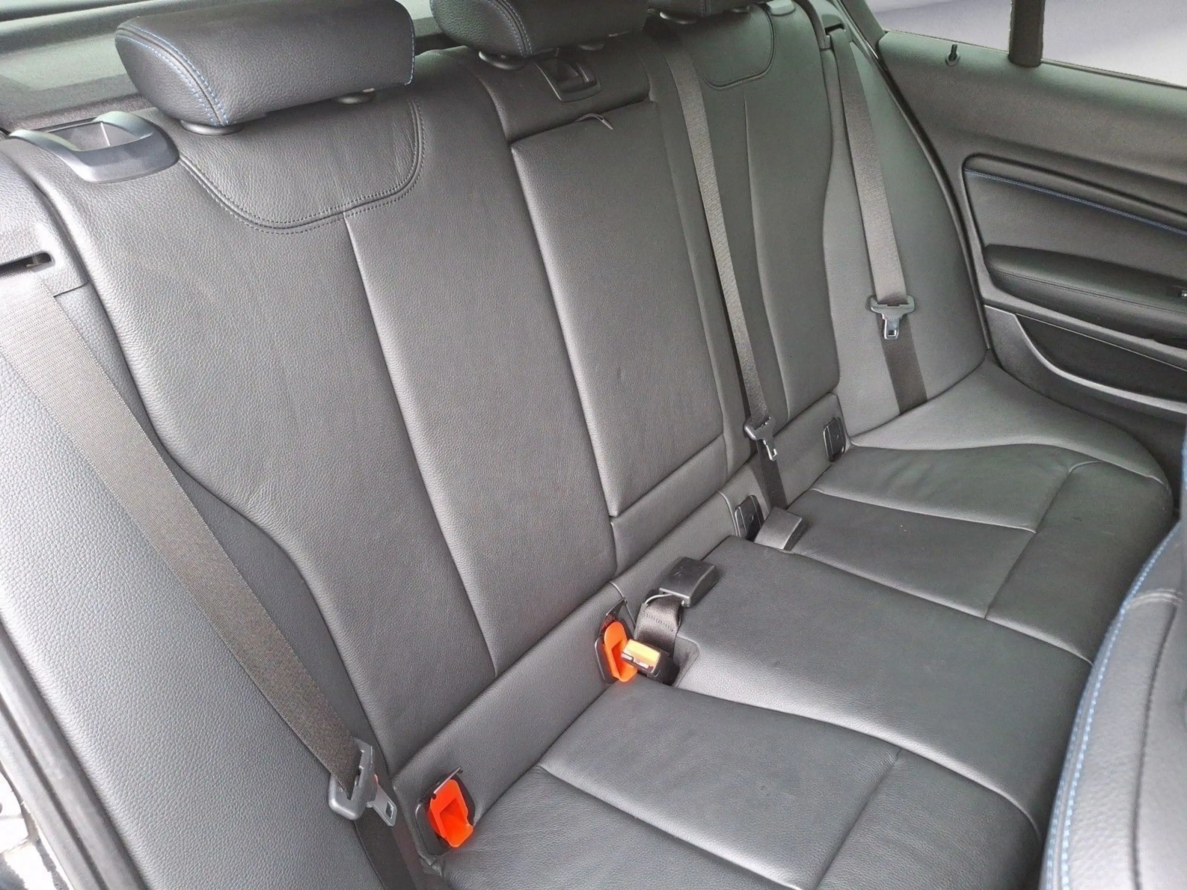 BMW 140 xDrive A Special Edition Navi Prof. HiFi — photo 14