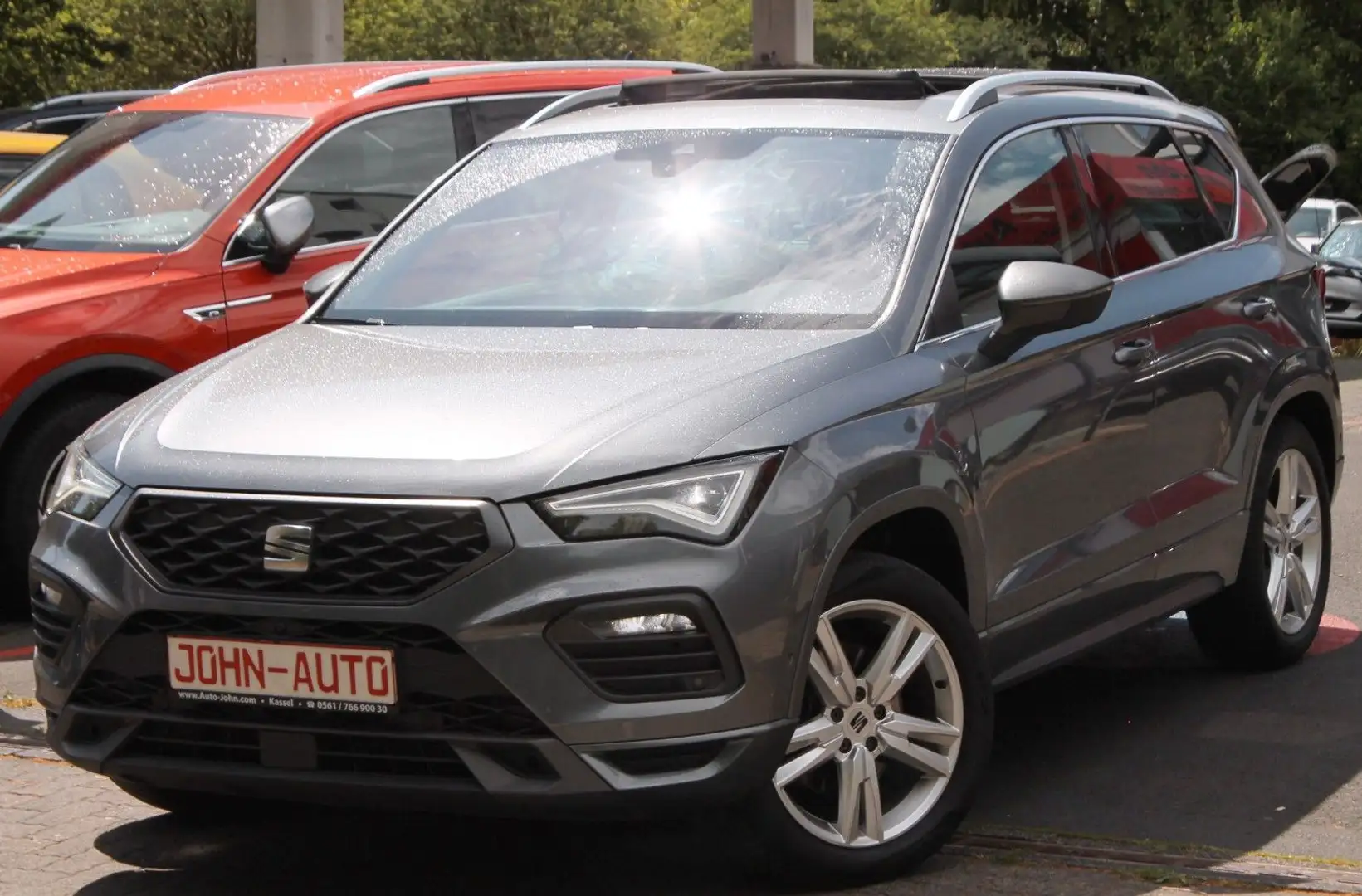 SEAT Ateca FR 4Drive *1.Hd*Standheizung*Panorama*360* Grigio - 1