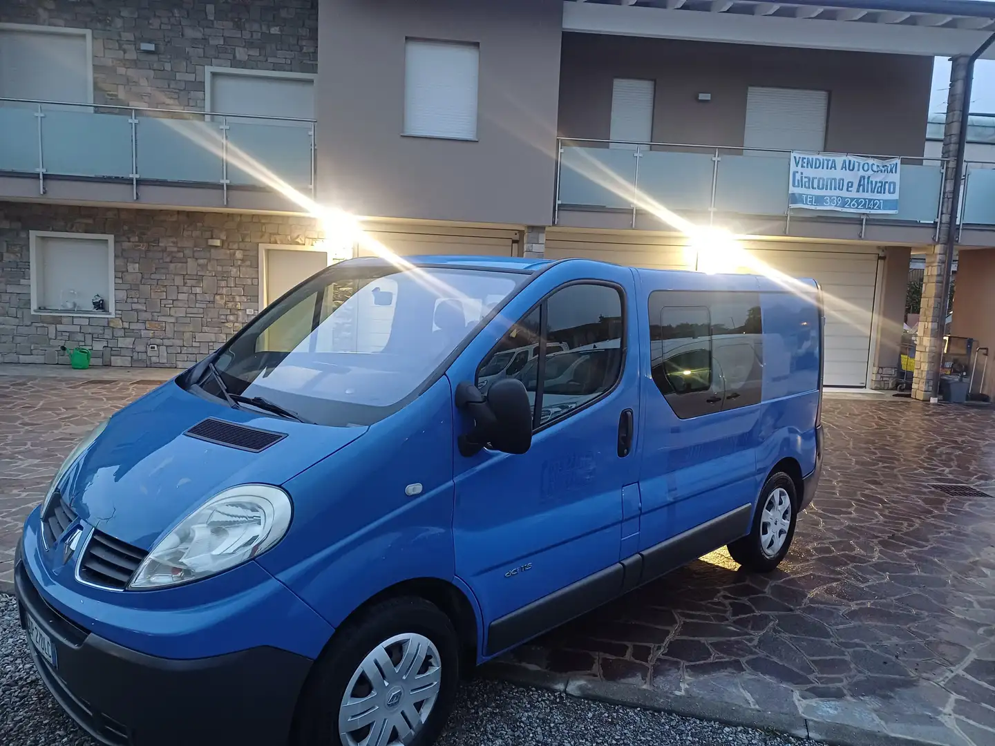 Renault Trafic 6 POSTI Blu/Azzurro - 2