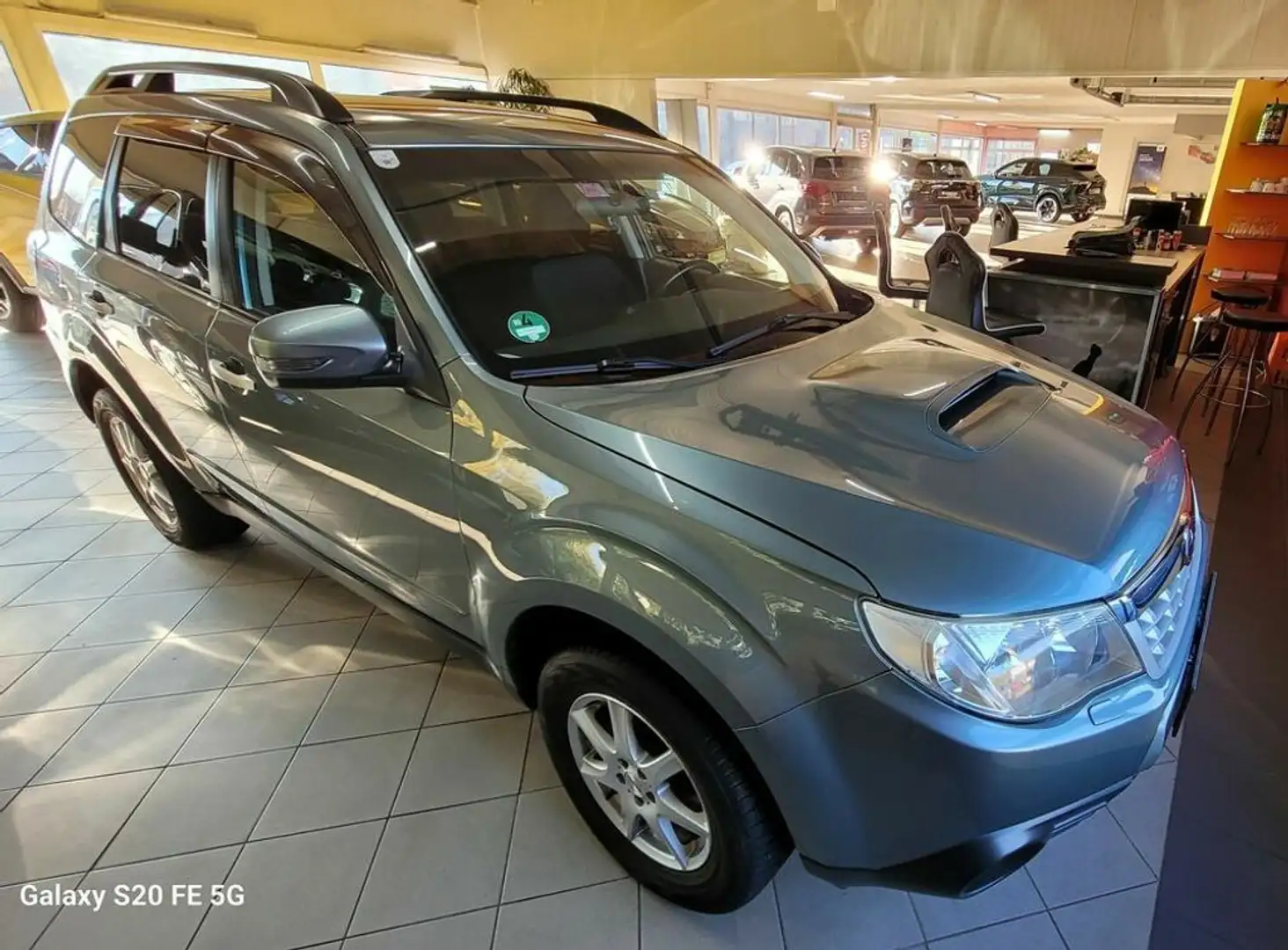 Subaru Forester 2,0D Comfort Grün - 2