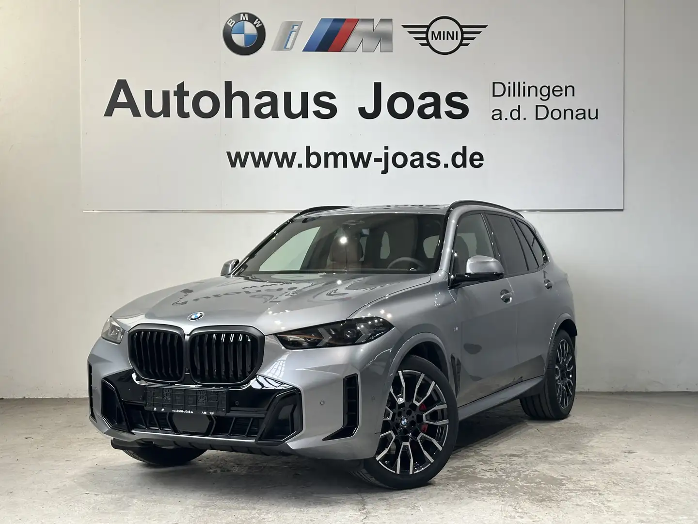 BMW X5 xDrive40d Aktive Sitzbelüftung vorn, Standheizung Grau - 1