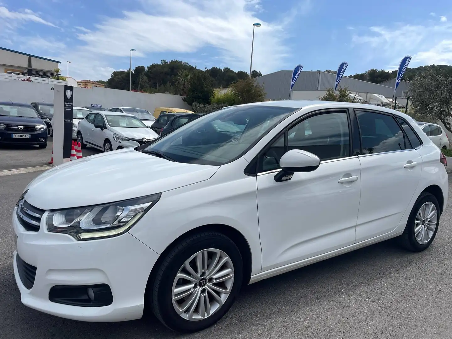 Citroen C4 SOCIETE 1.6 BLUEHDI 120 S\u0026amp;S MILLENIUM BUS Blanc - 1