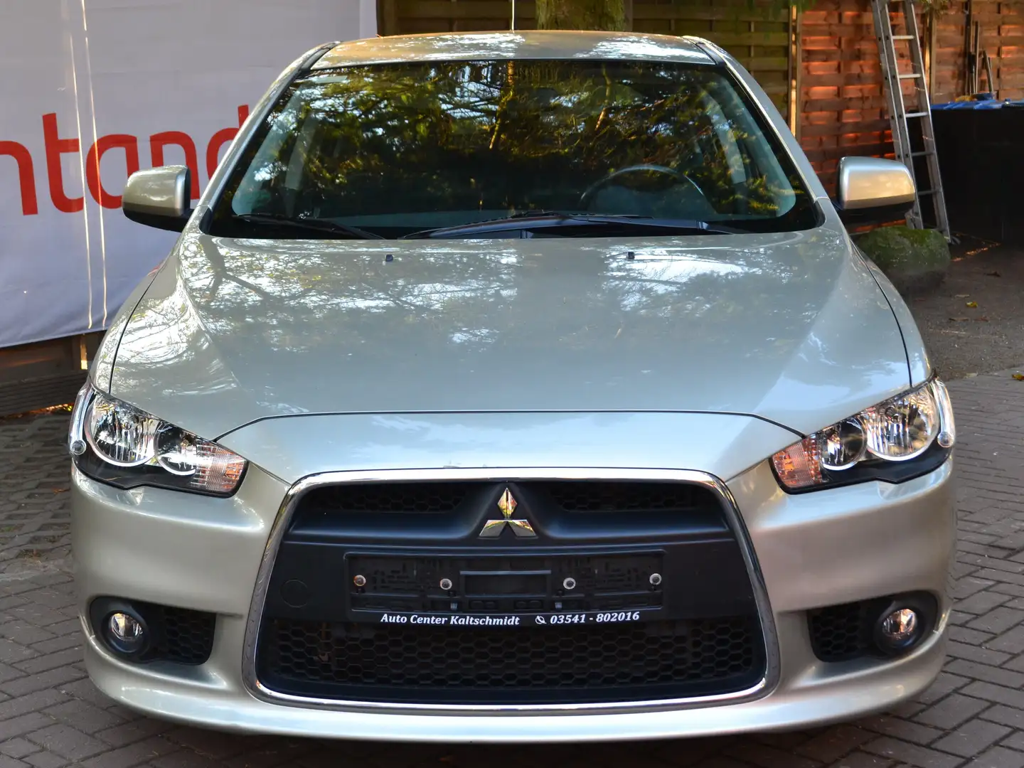 Mitsubishi Lancer Intense, Standheizung, Klimaaut, aus 1. Besitz ! Beige - 2