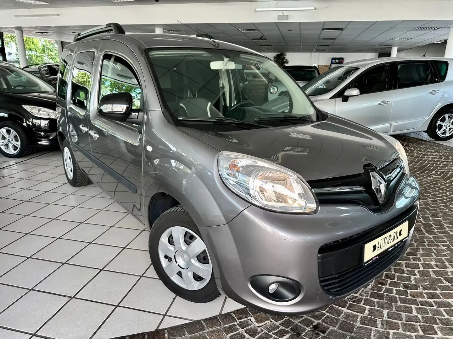 Renault Kangoo 1,2 TCE "Happy Family" Tempomat Gris - 1